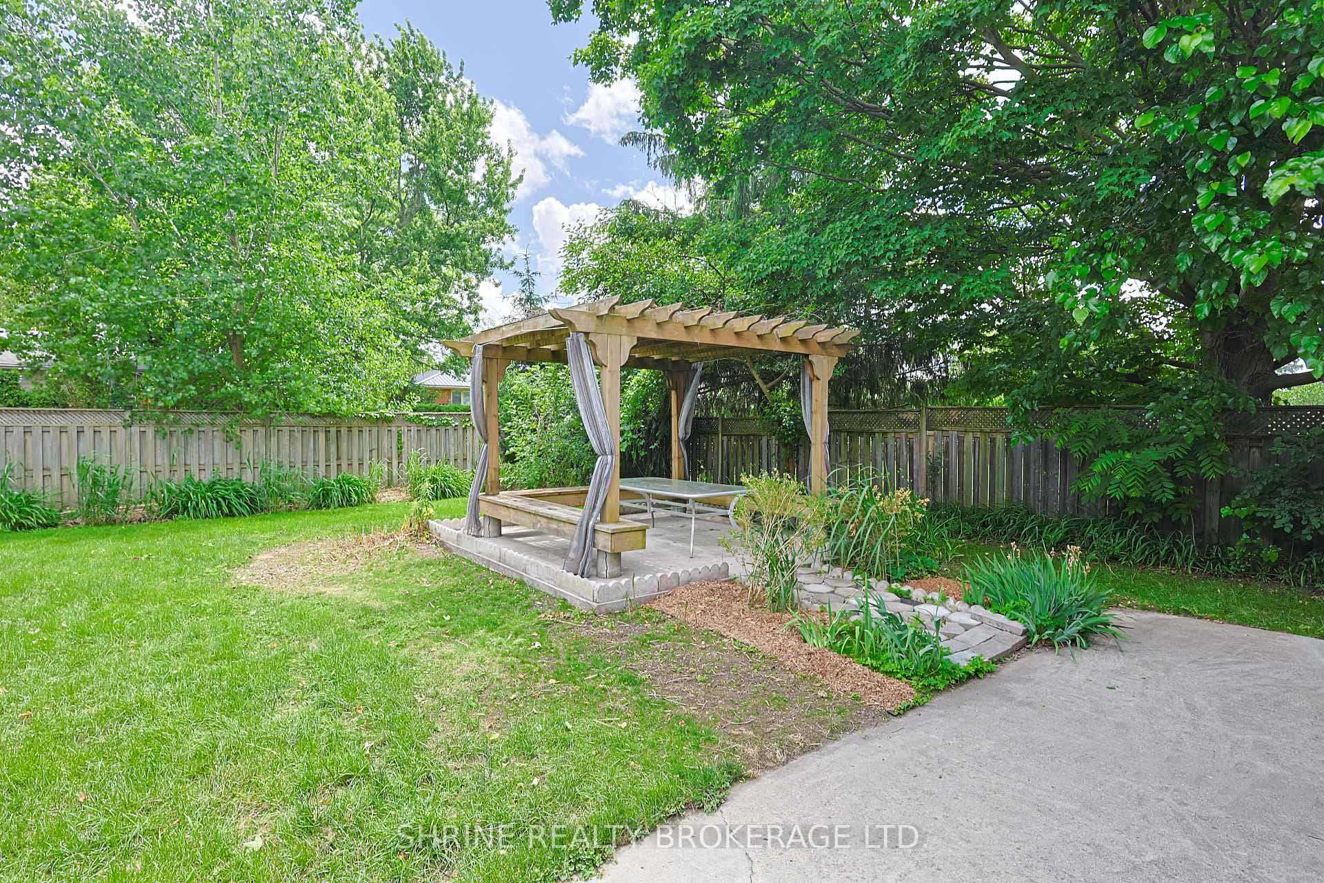 146 FANSHAWE PARK Road photo 30