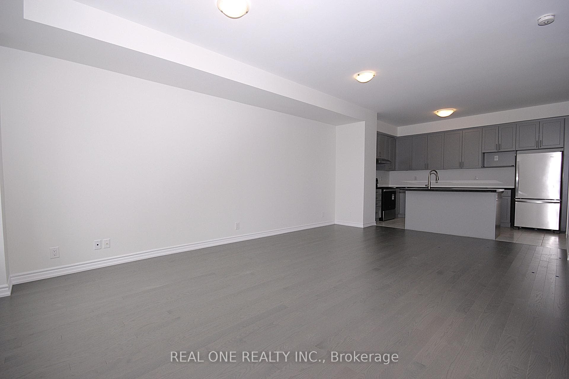 11 Gothenburg Lane photo 6