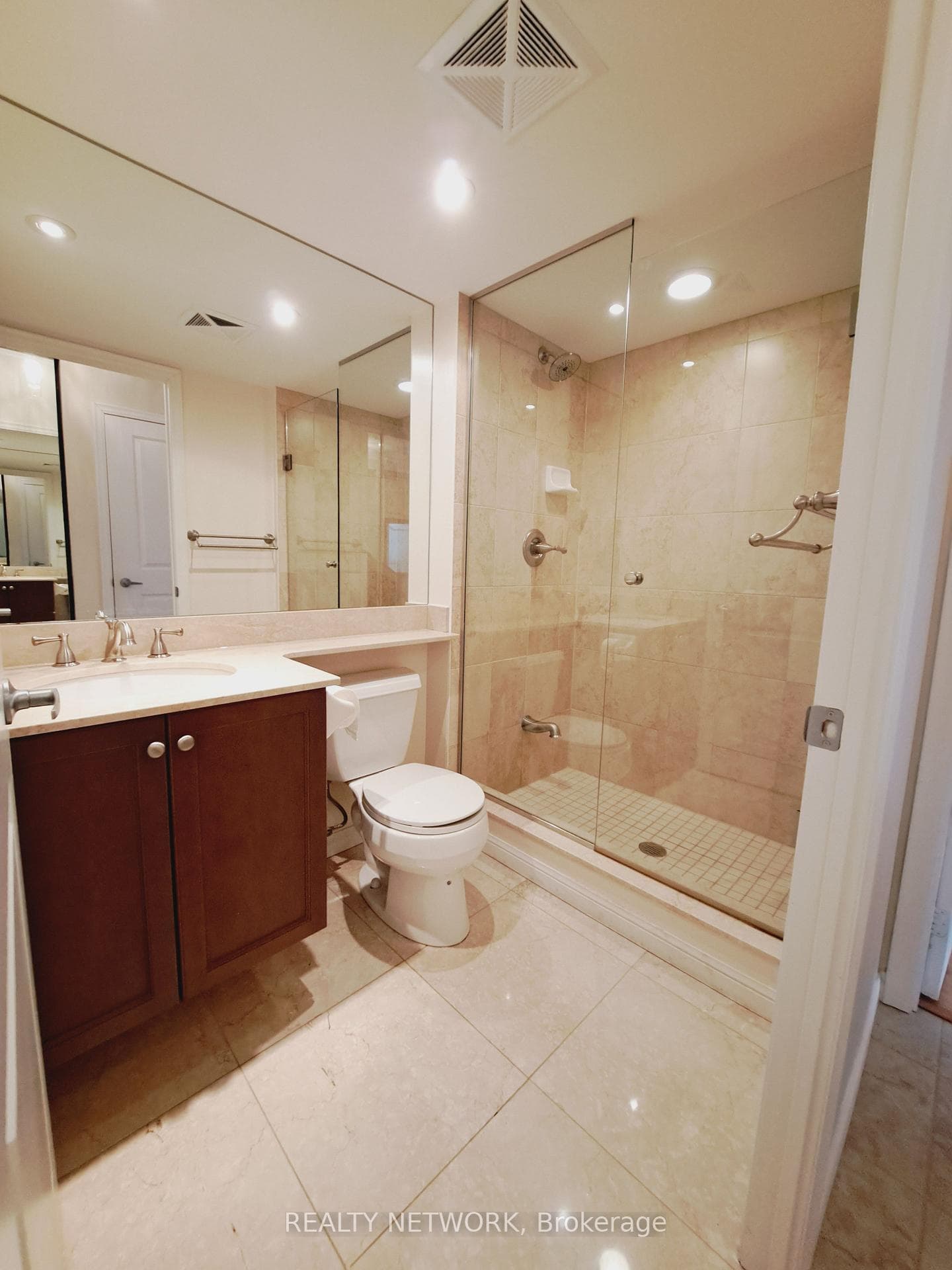900 Mount Pleasant Road Unit 414 photo 11
