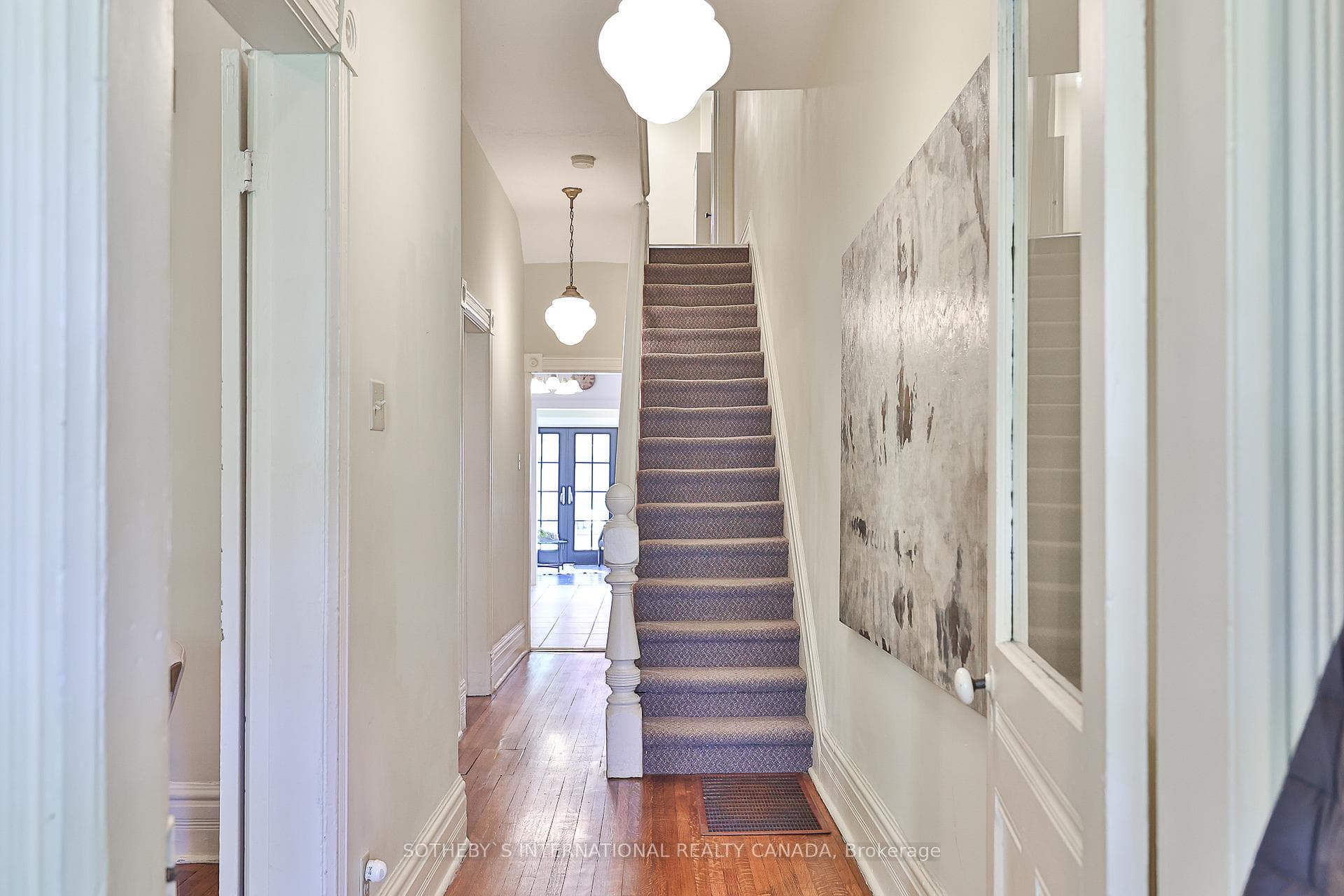 125 Lippincott Street photo 4
