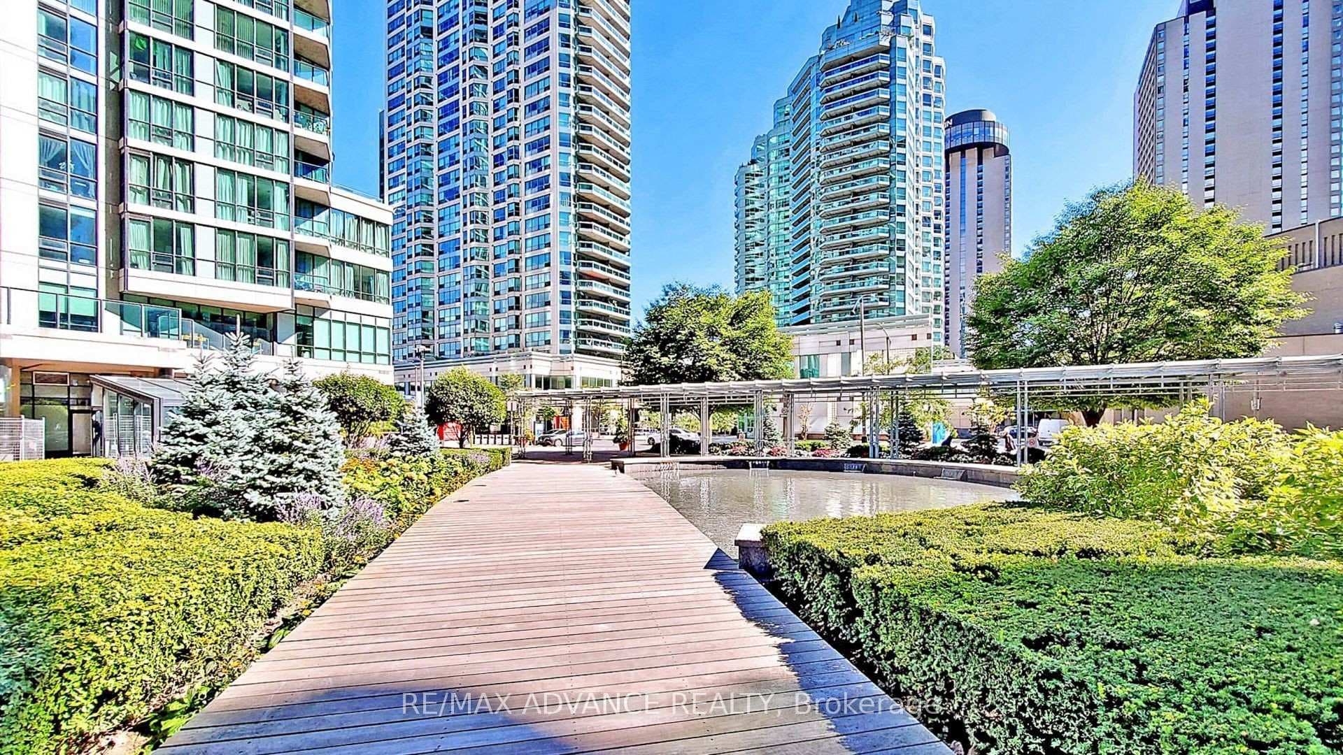 33 Bay Street Unit 4713 photo 40