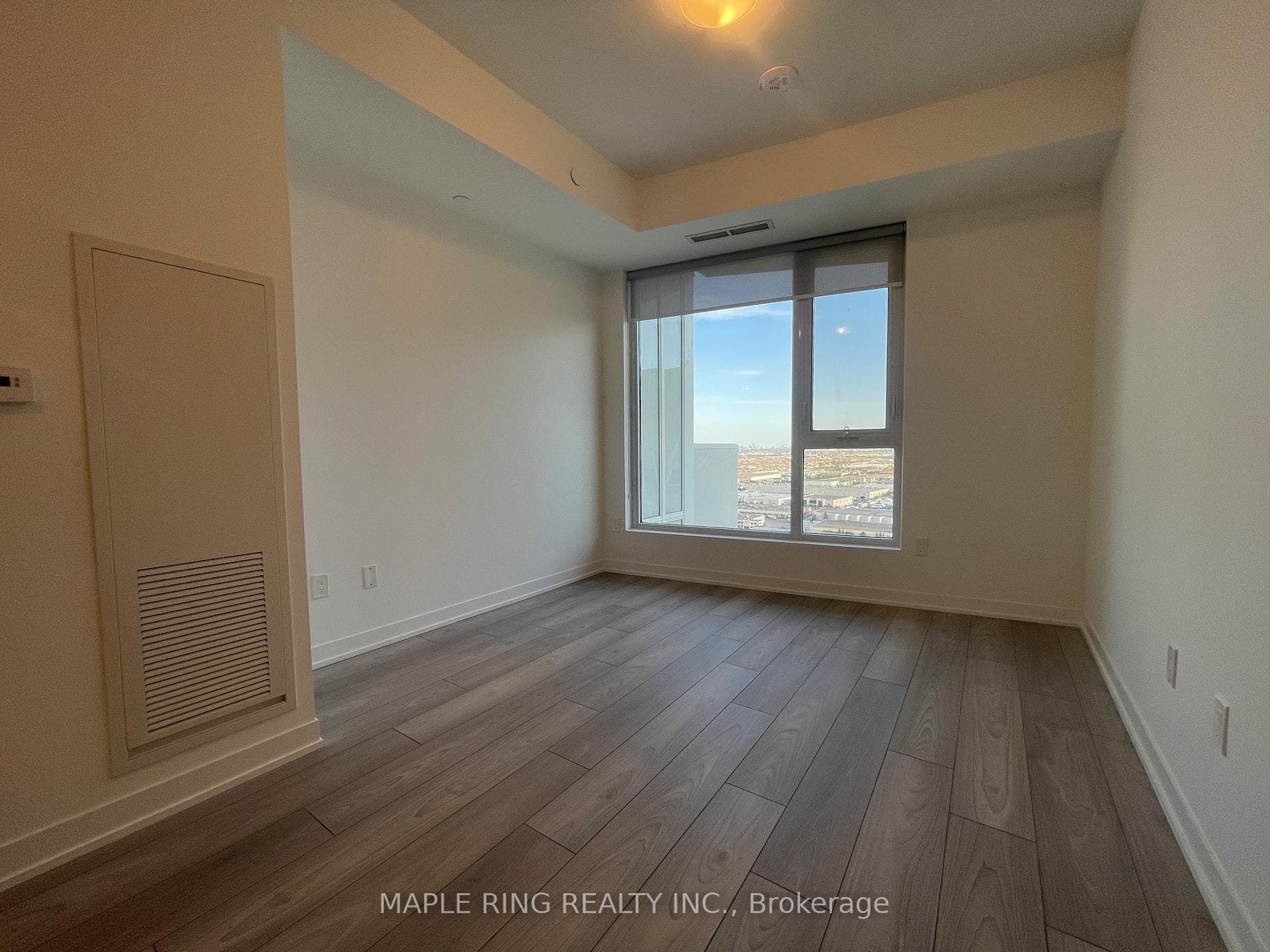 498 Caldari Road Unit 2811 photo 7