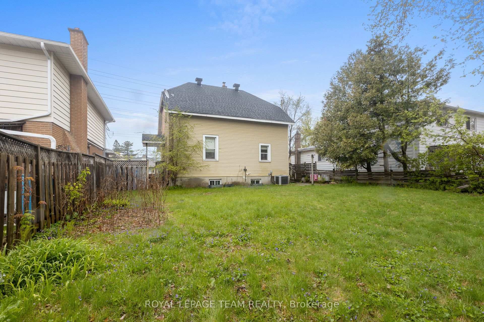 910 Pinecrest Road photo 36