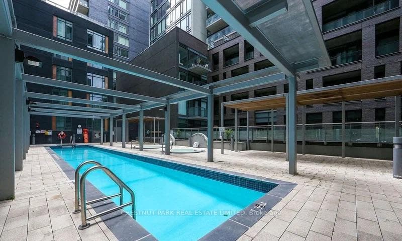 525 Adelaide Street Unit 1531 photo 16