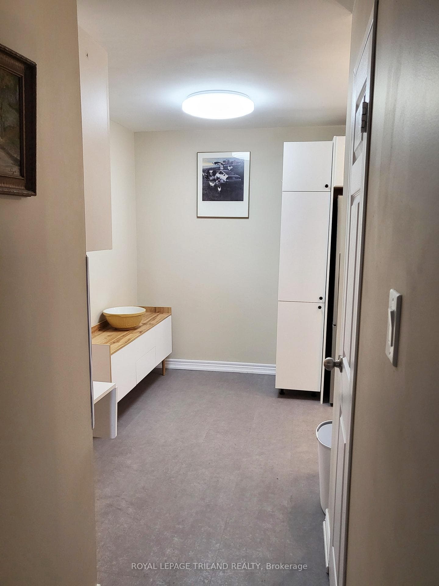 1104 Jalna Boulevard Unit 307 photo 9