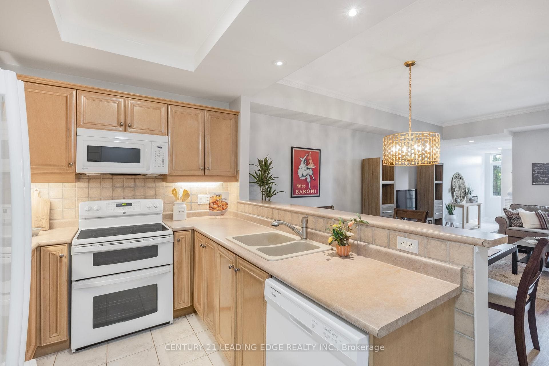 78 Sunset Boulevard Unit 106 photo 18