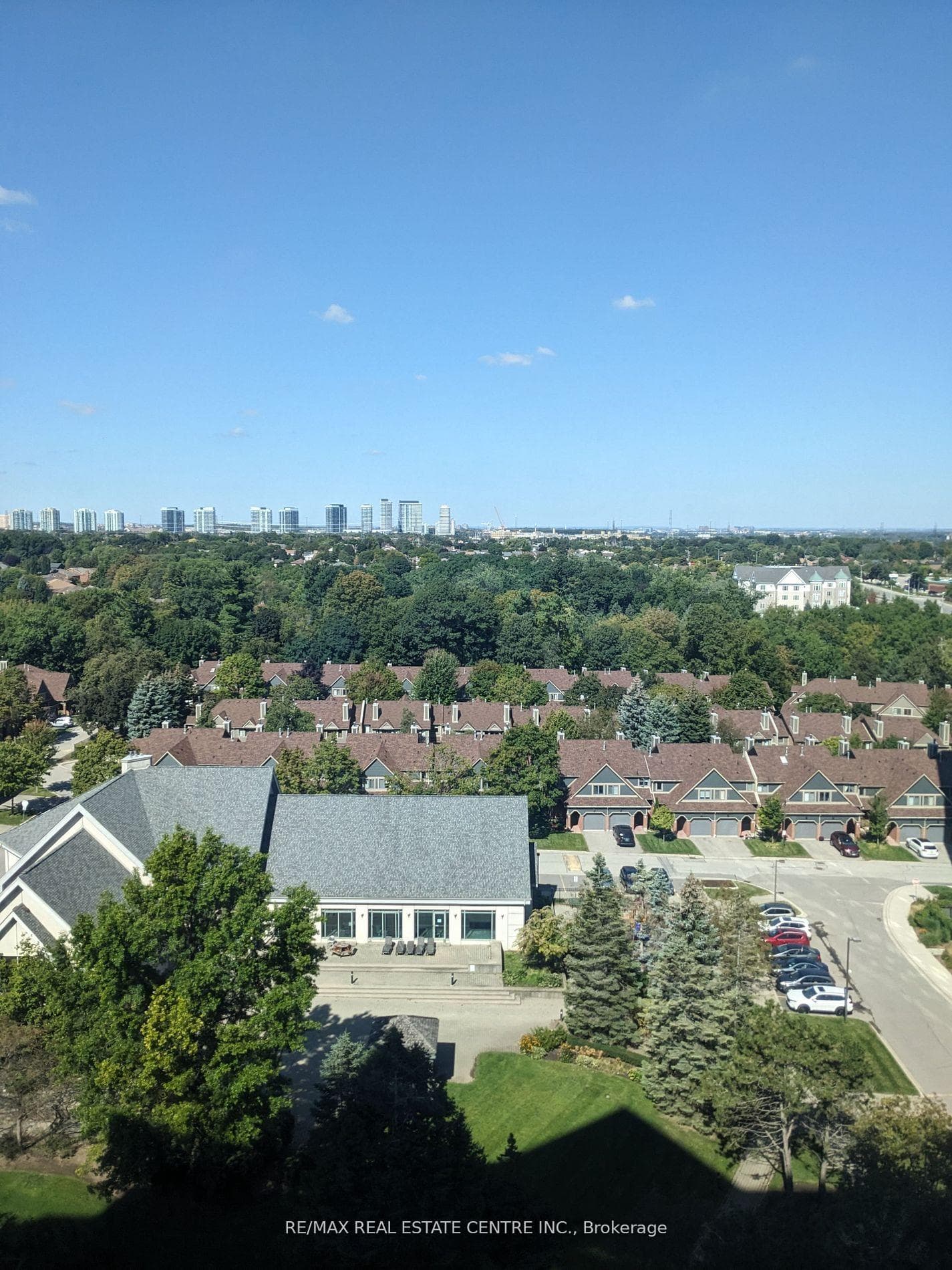 2177 Burnhamthorpe Rd W Road Unit 1308 photo 10