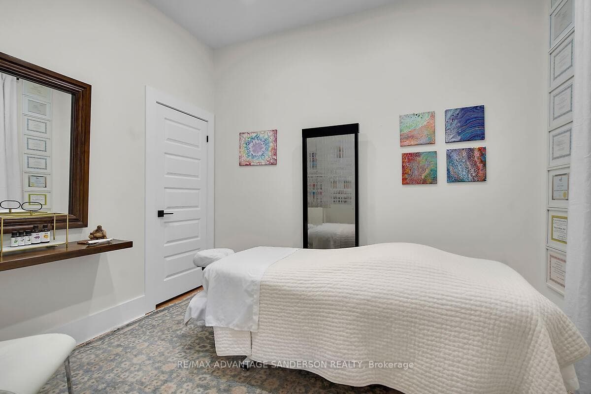 324 Cheapside Street photo 28