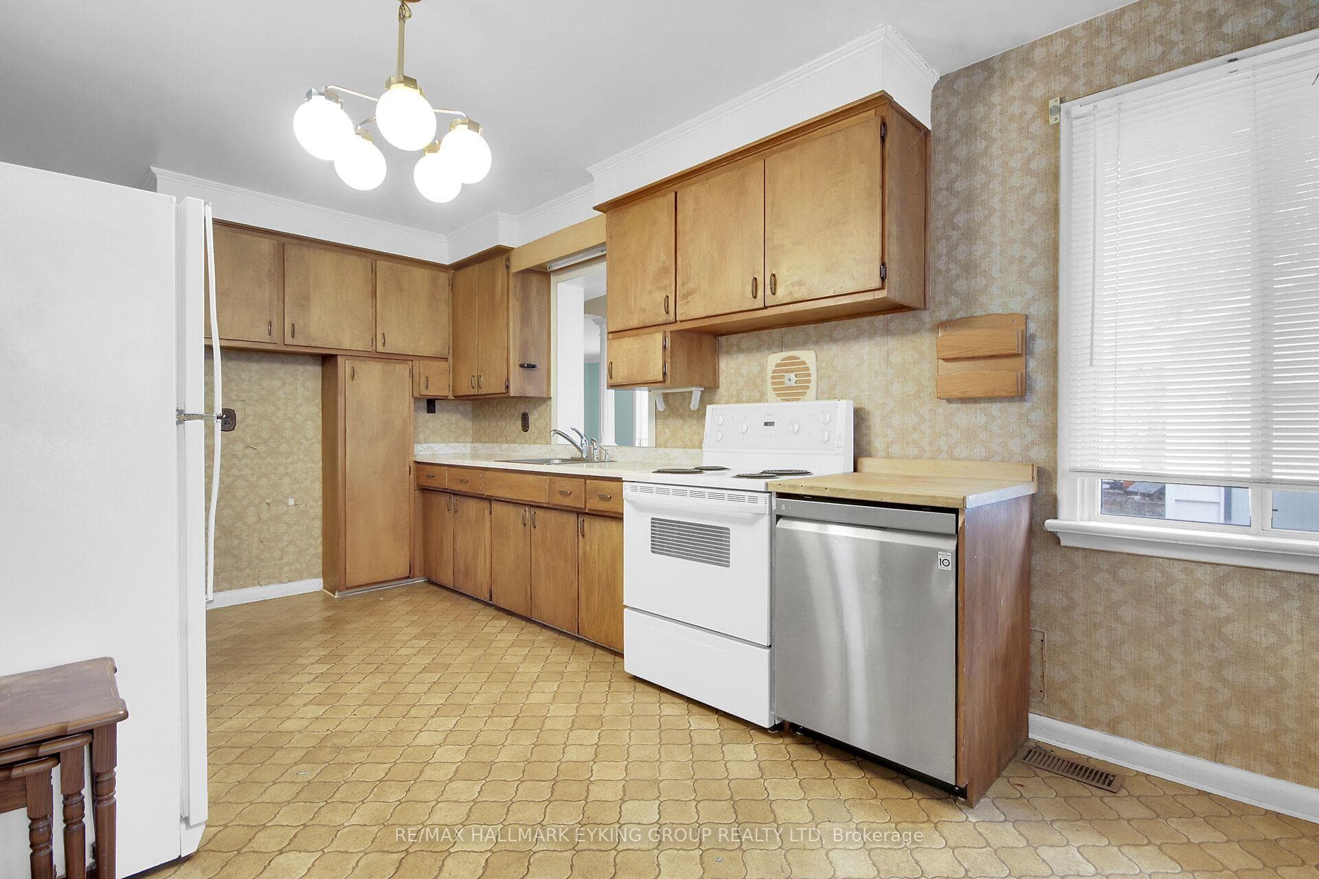 2018 Olympia Crescent photo 13