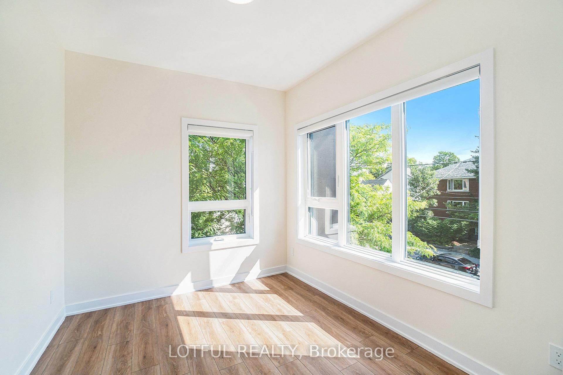 630 Churchill Avenue Unit 201 photo 14