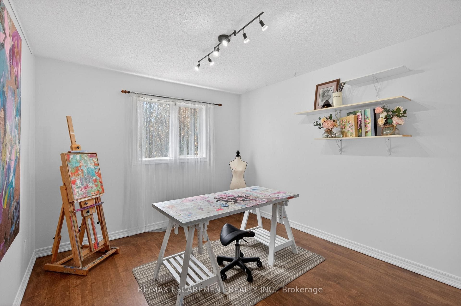4138 Medland Drive photo 30