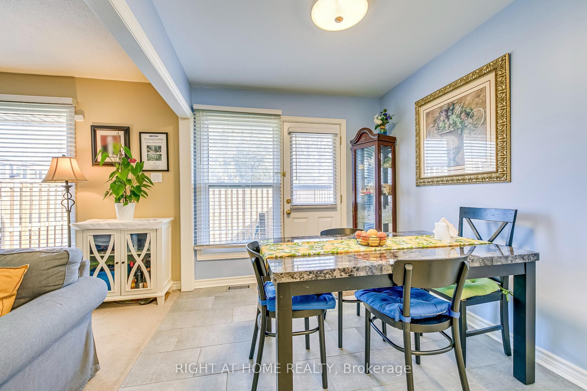 153 Limeridge Road Unit 10 photo 11