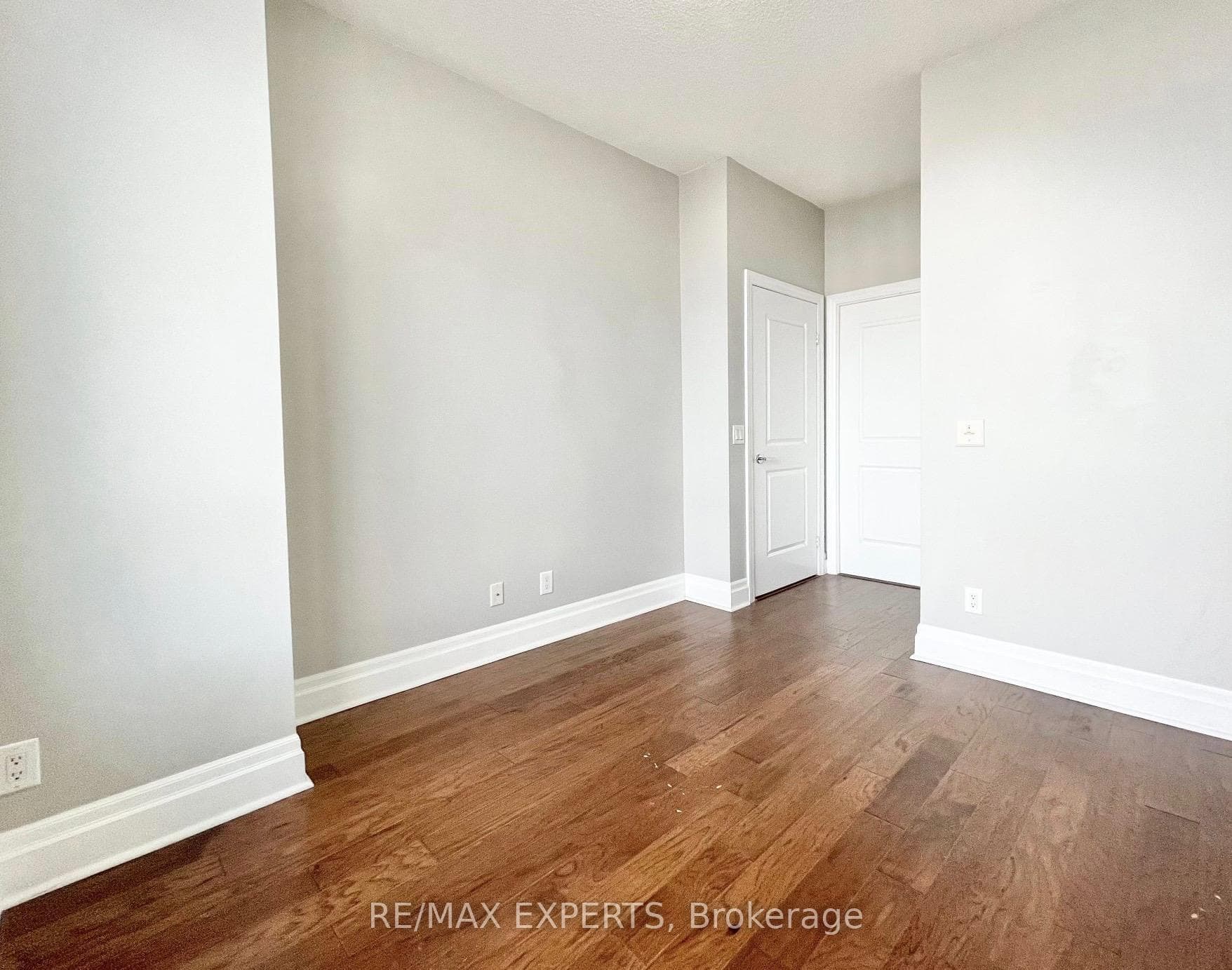 131 Upper Duke Crescent Unit 104 photo 6