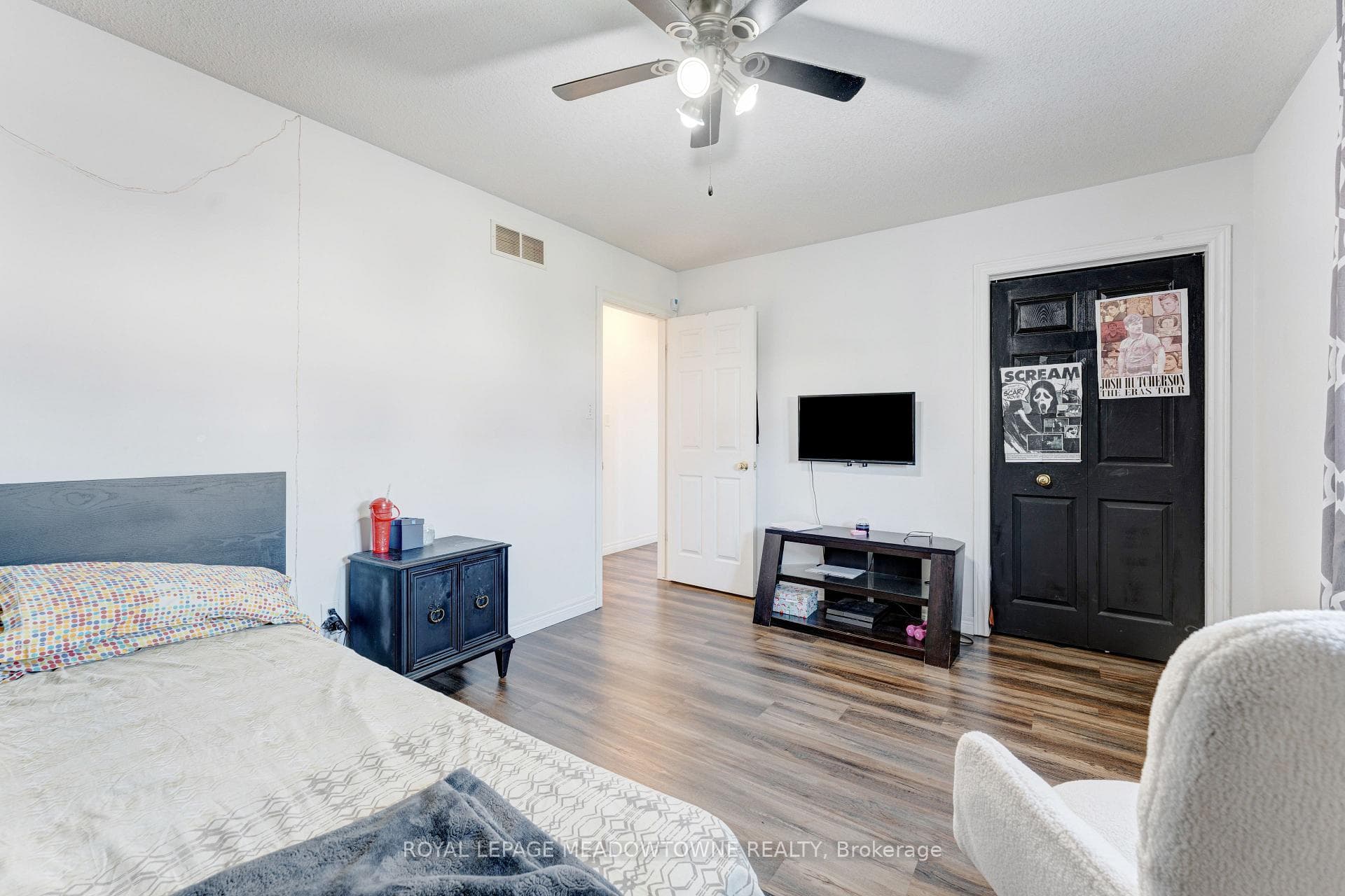 71 Mcfarlane Drive photo 36