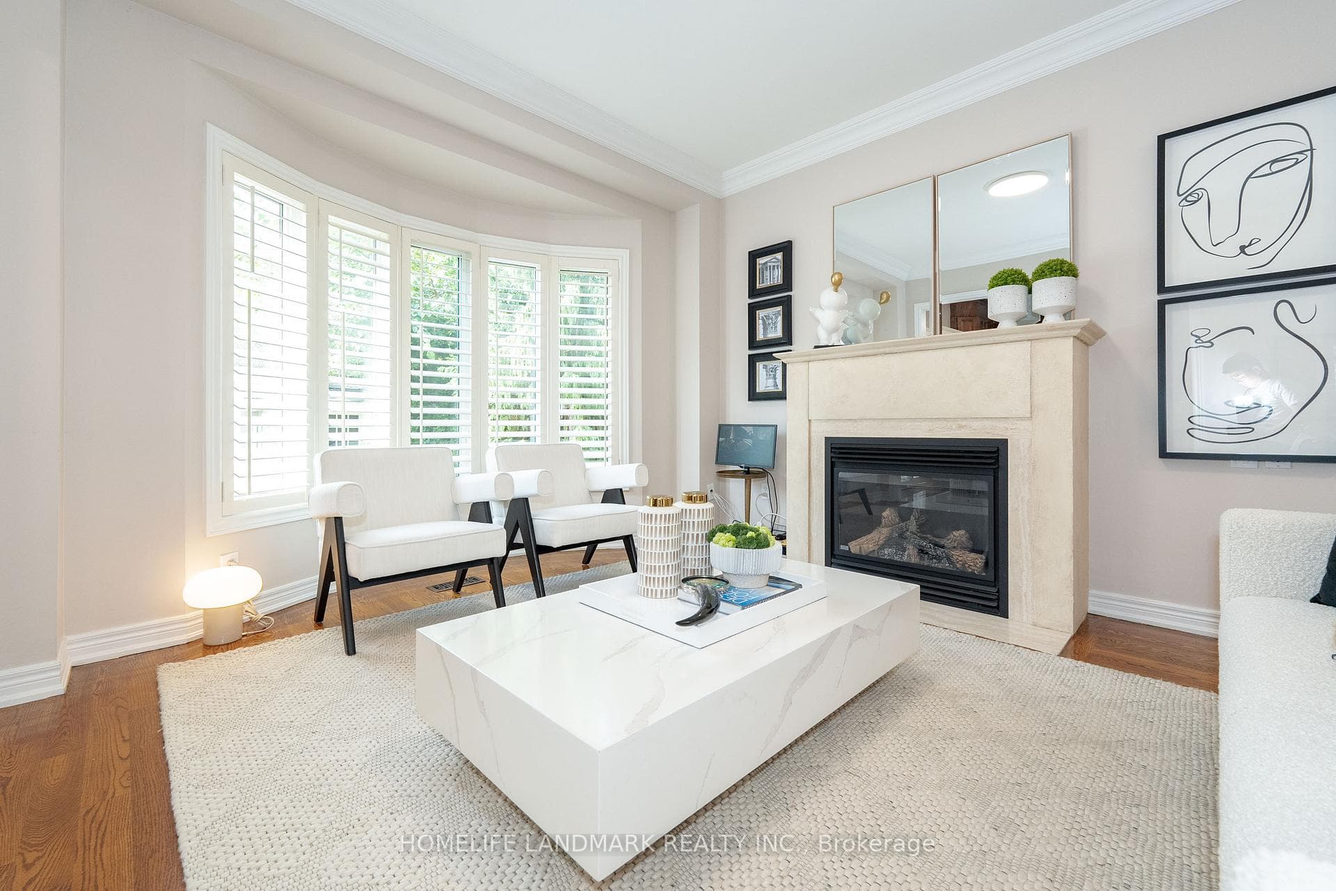 2412 Dunholm Gate photo 10