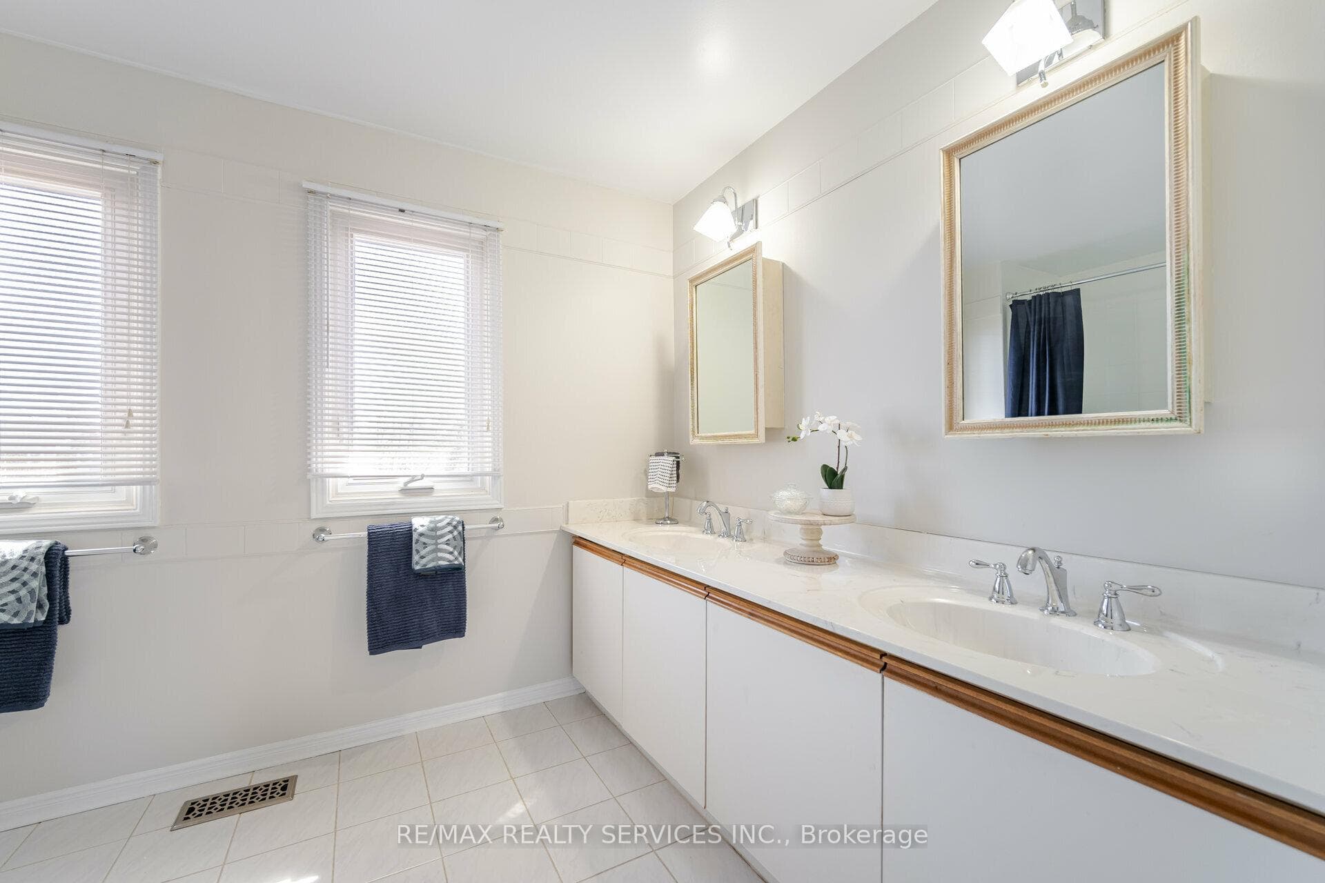 4 Donaldson Drive photo 24