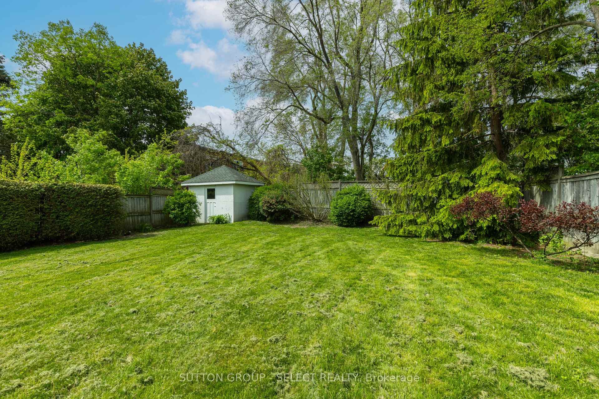 271 Taylor Street photo 36