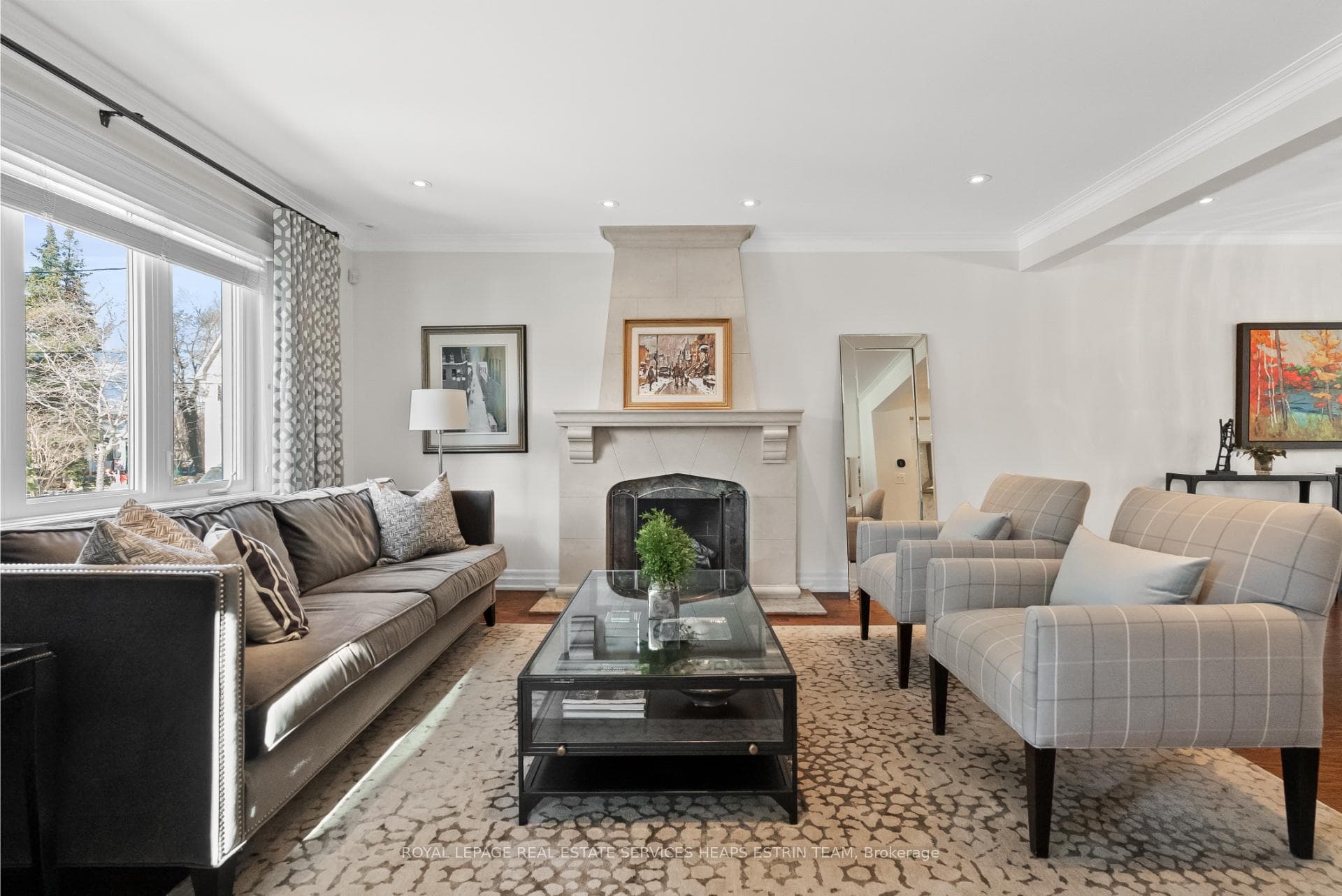 49 McBain Avenue photo 2