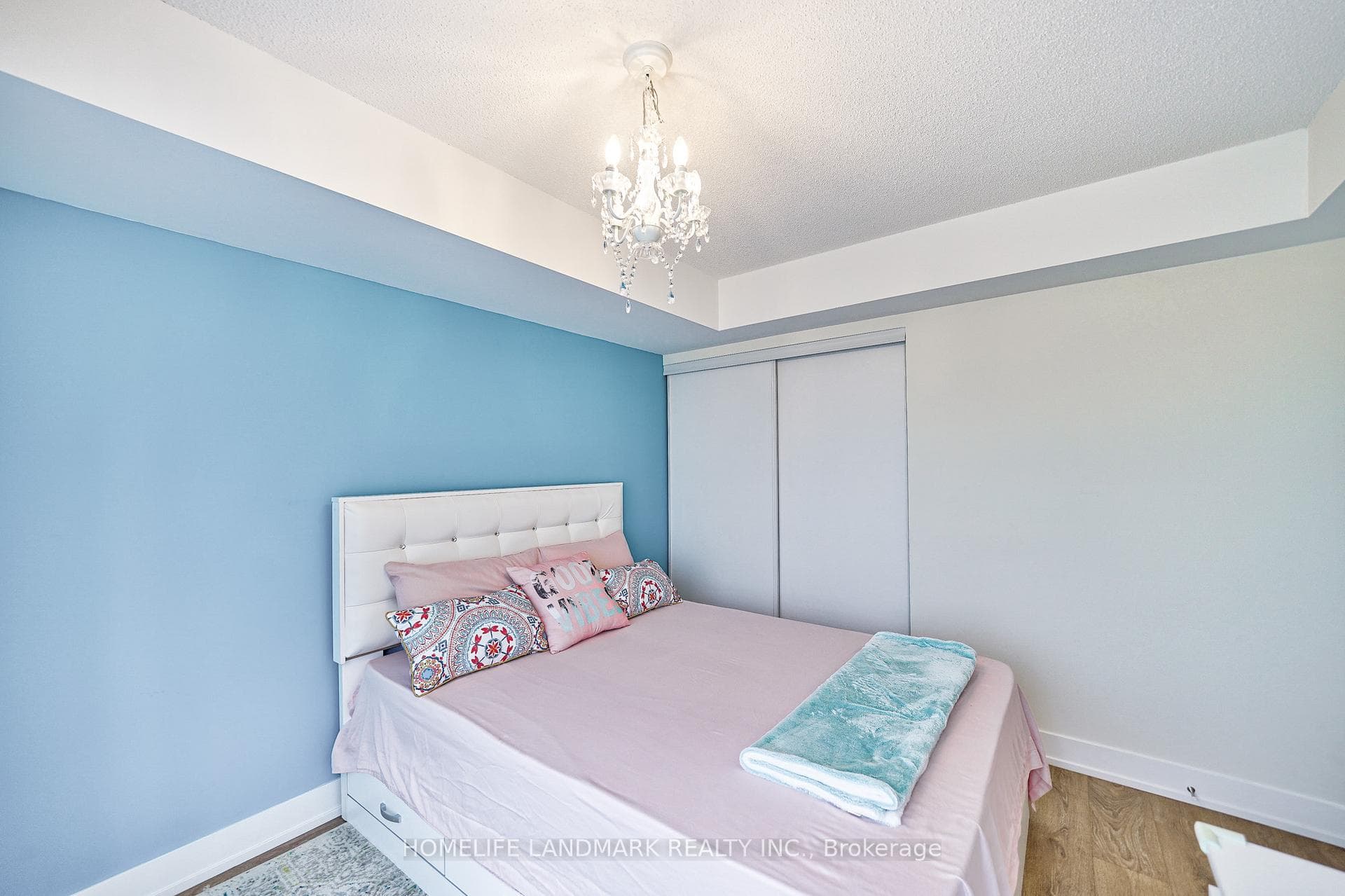 1245 Bayly Street Unit 12 photo 22