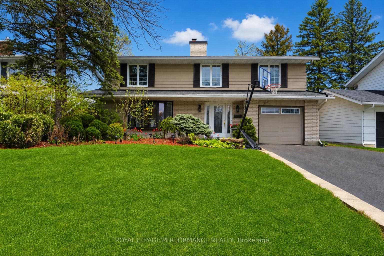 1841 Beattie Avenue photo 2