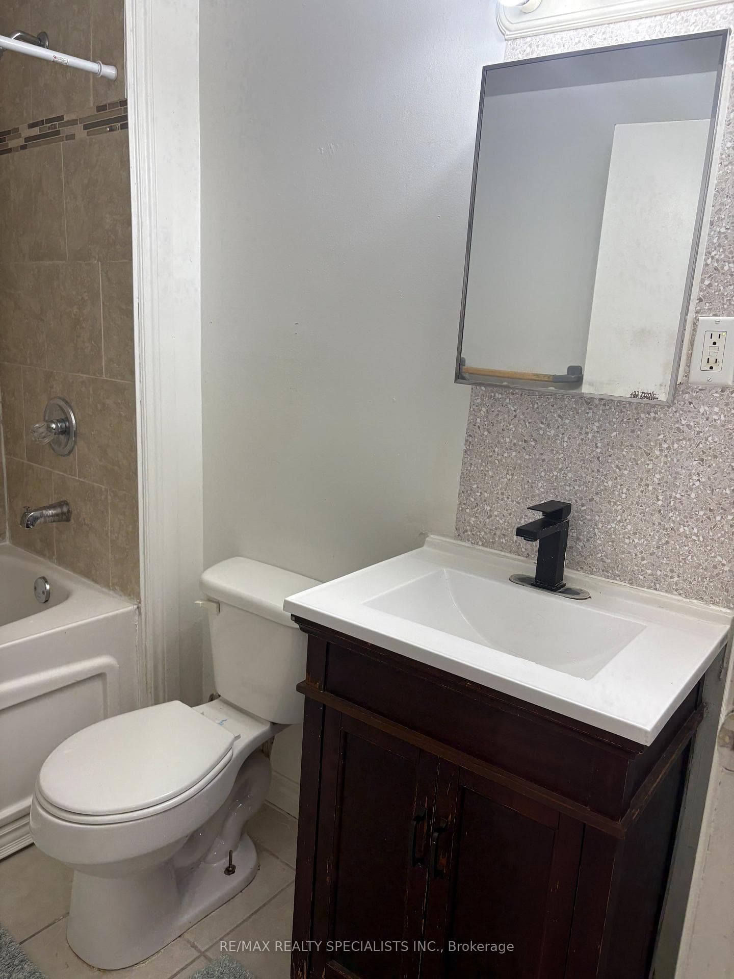 3012 Dalehurst Drive Unit BSMT photo 6