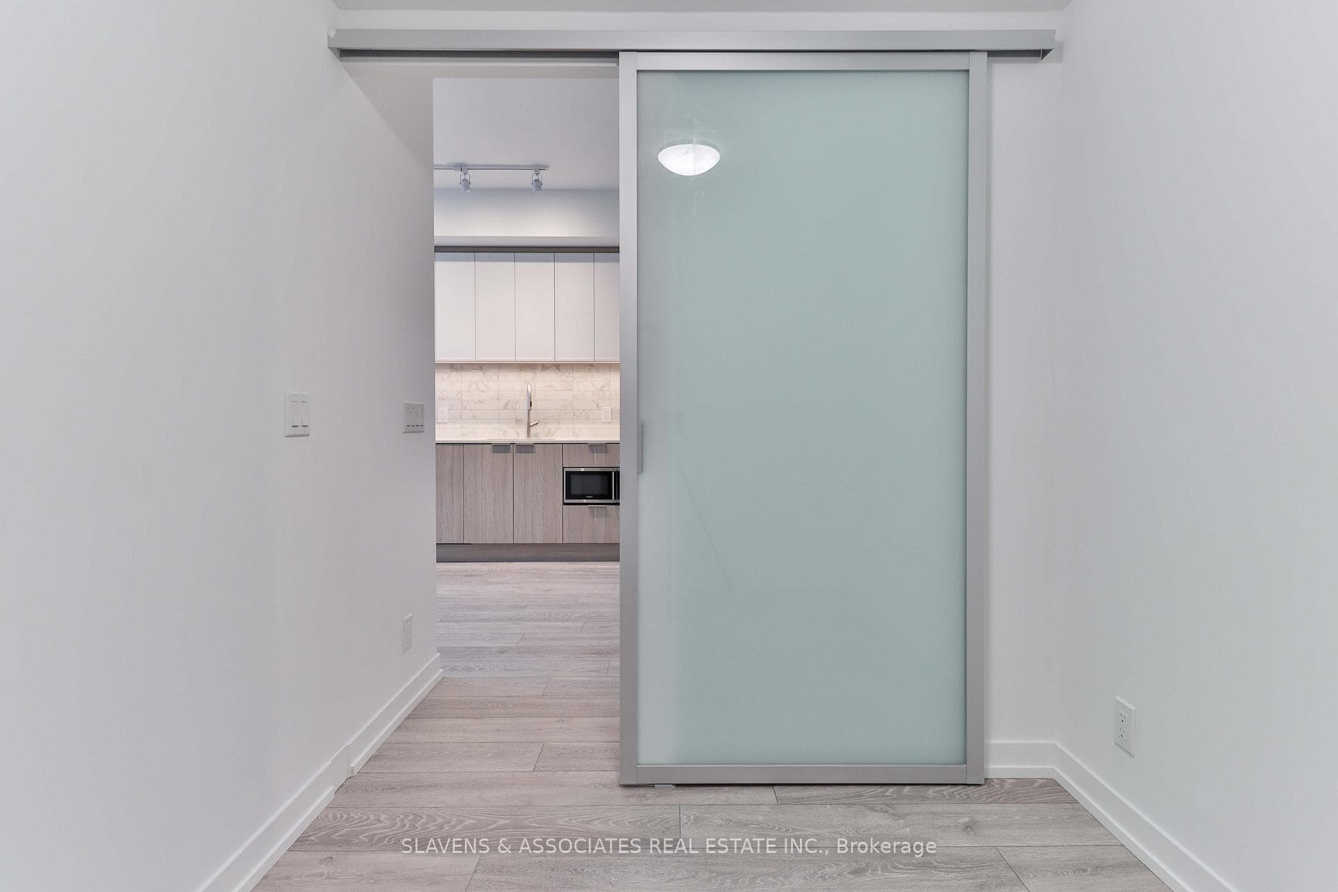 2020 Bathurst Street Unit 1103 photo 13