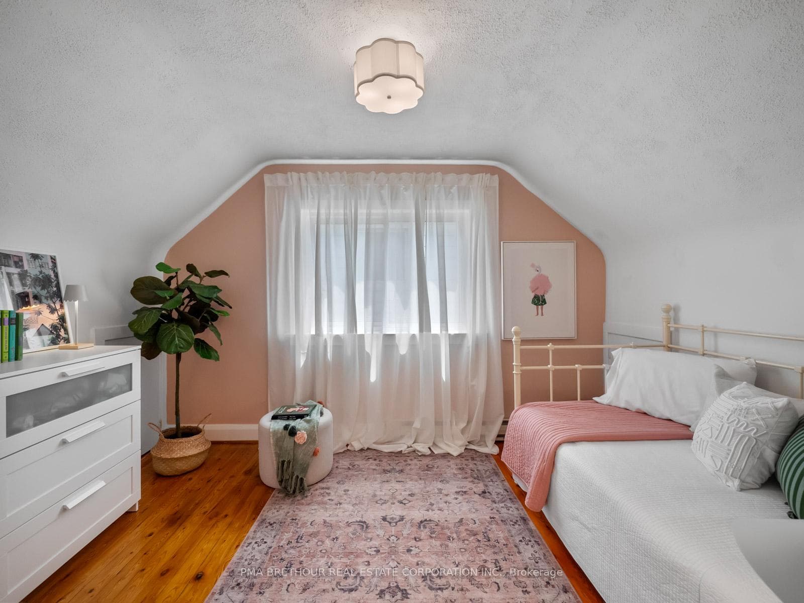 22 Harewood Avenue photo 26