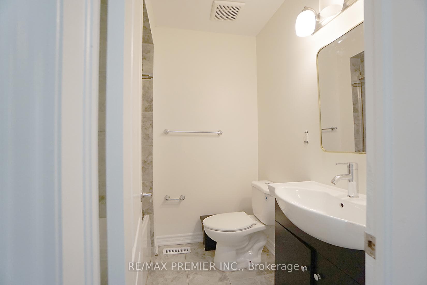 57 Habitant Drive photo 28