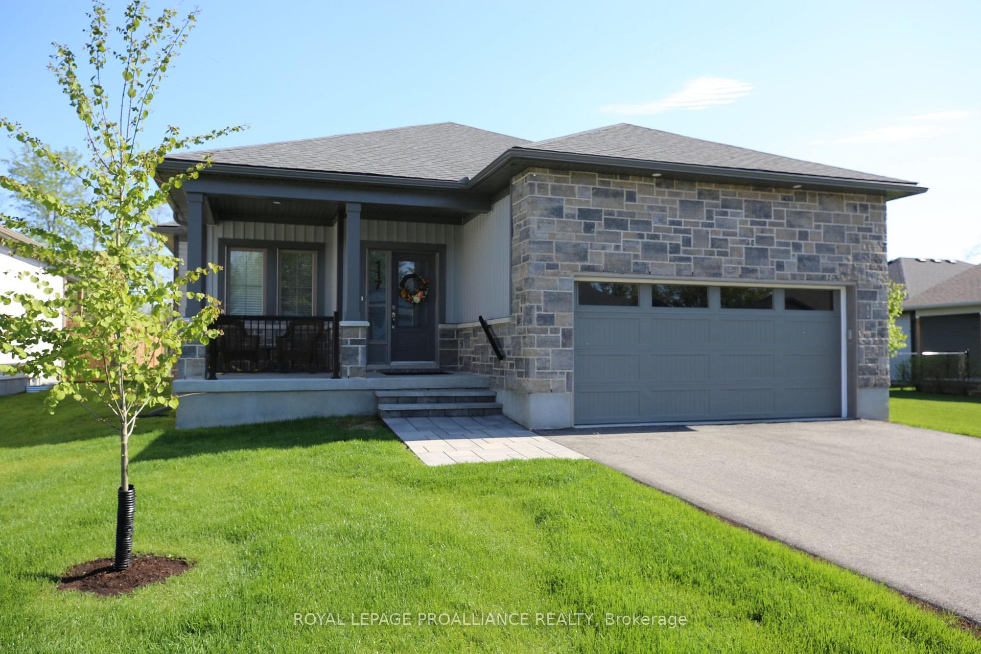 117 Adley Drive photo 1