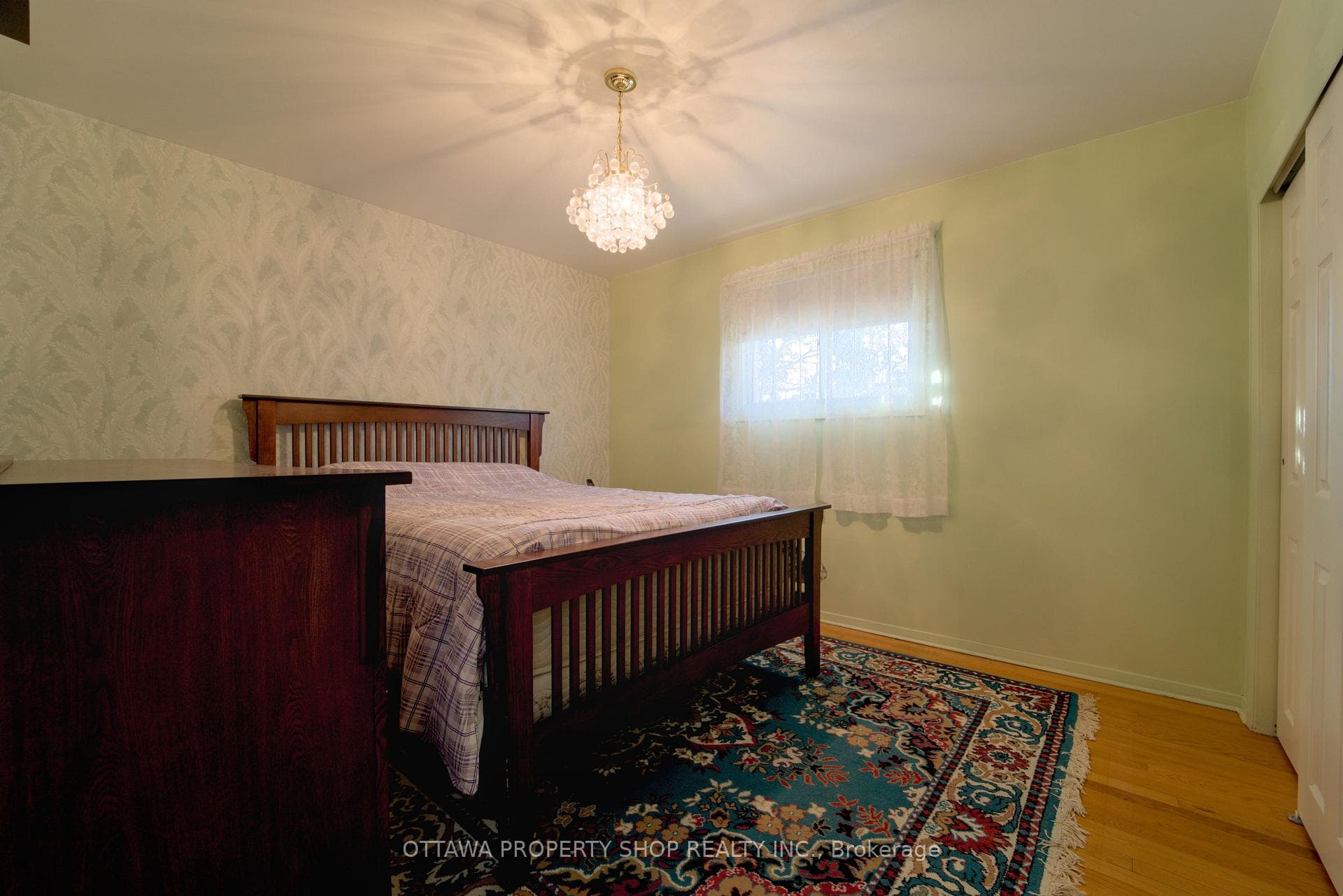 901 Charleswood Avenue photo 14