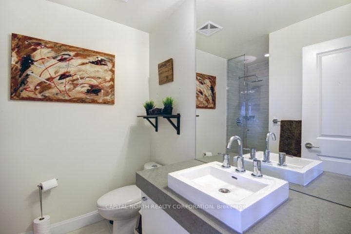 33 Shore Breeze Drive Unit 711 photo 6