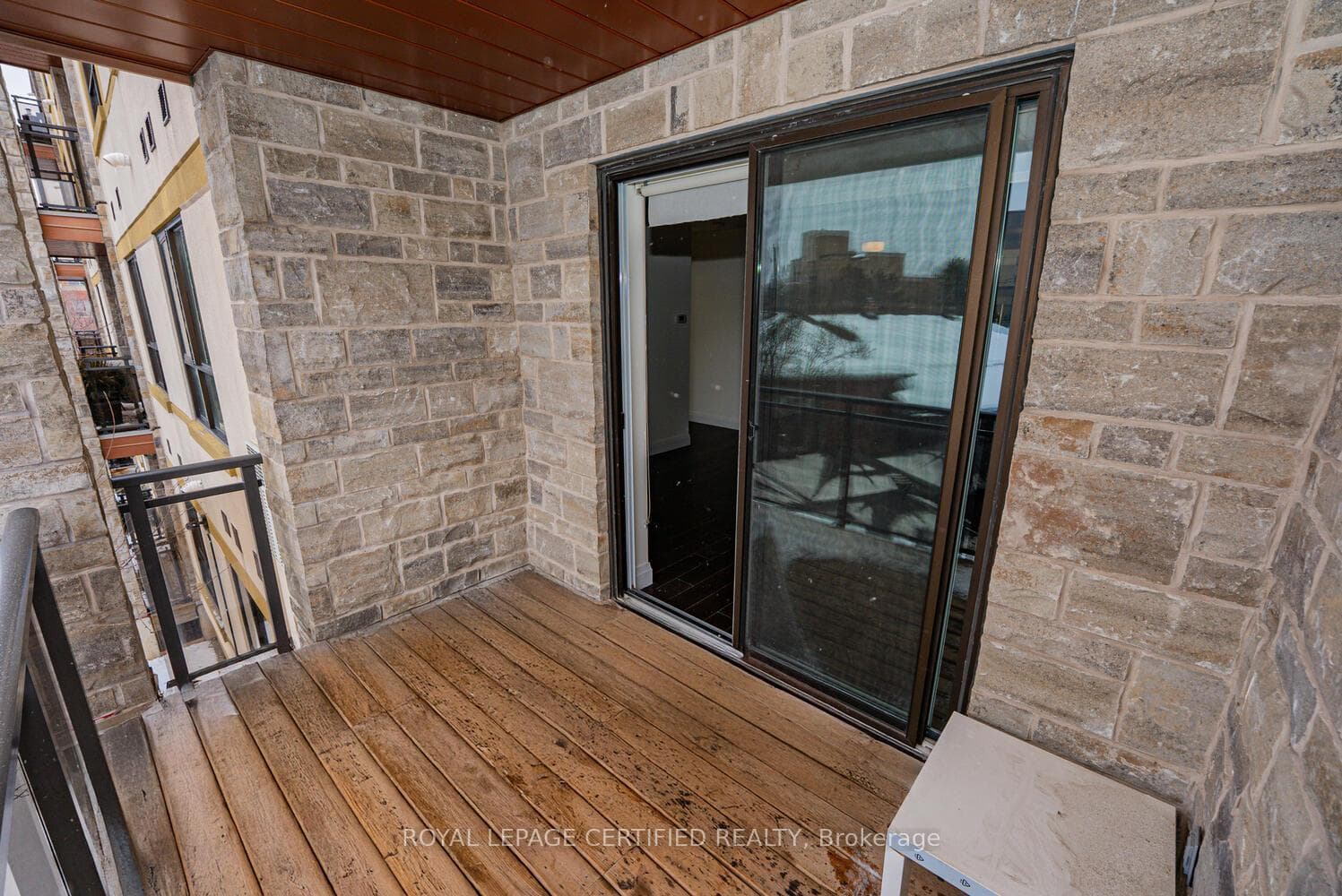 26 Wellington Street Unit 205 photo 24