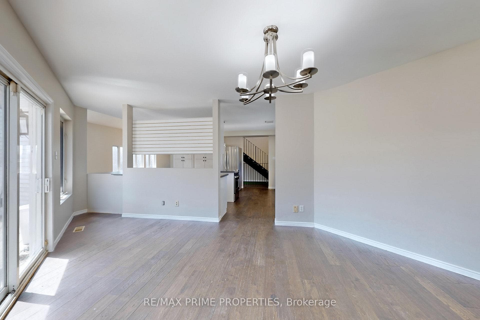 22545 Lakeridge Road photo 8