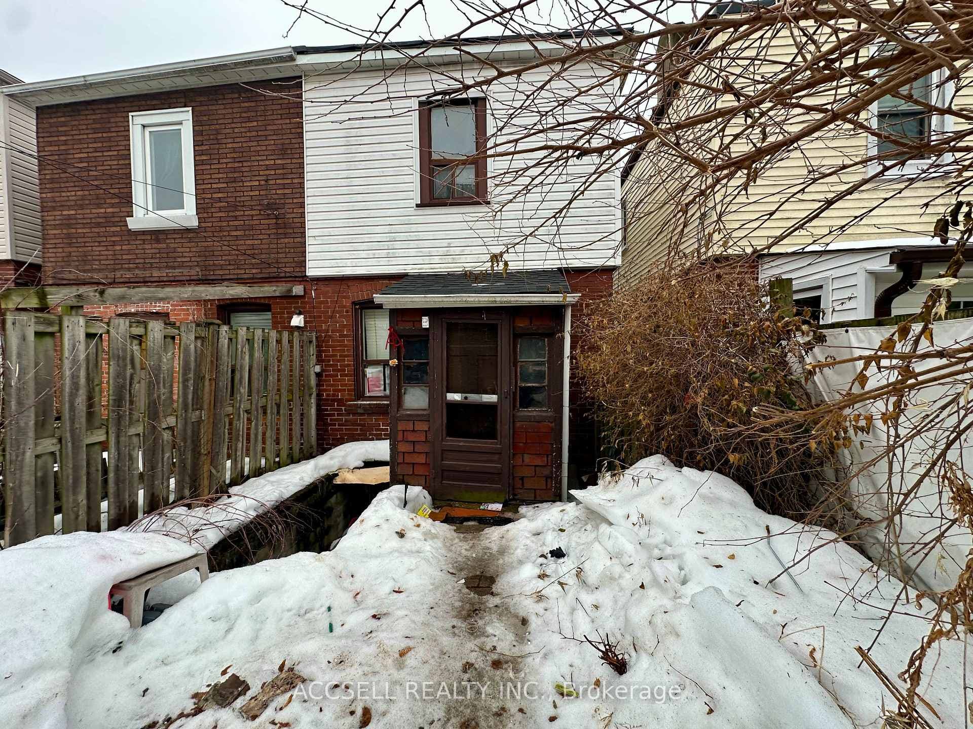 54 Chatham Avenue photo 18