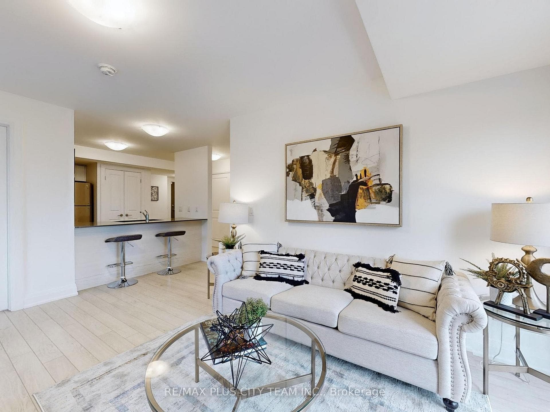 481 Rupert Avenue Unit 2218 photo 3