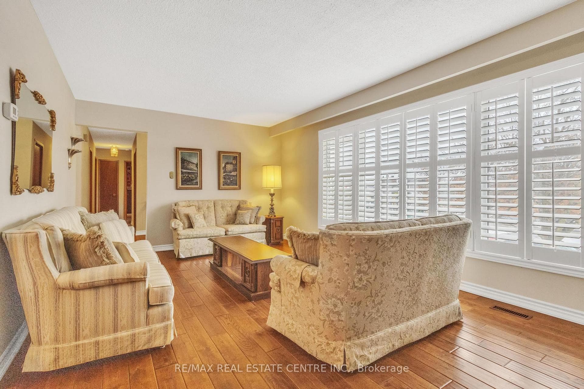 19 Meadowland Gate photo 11