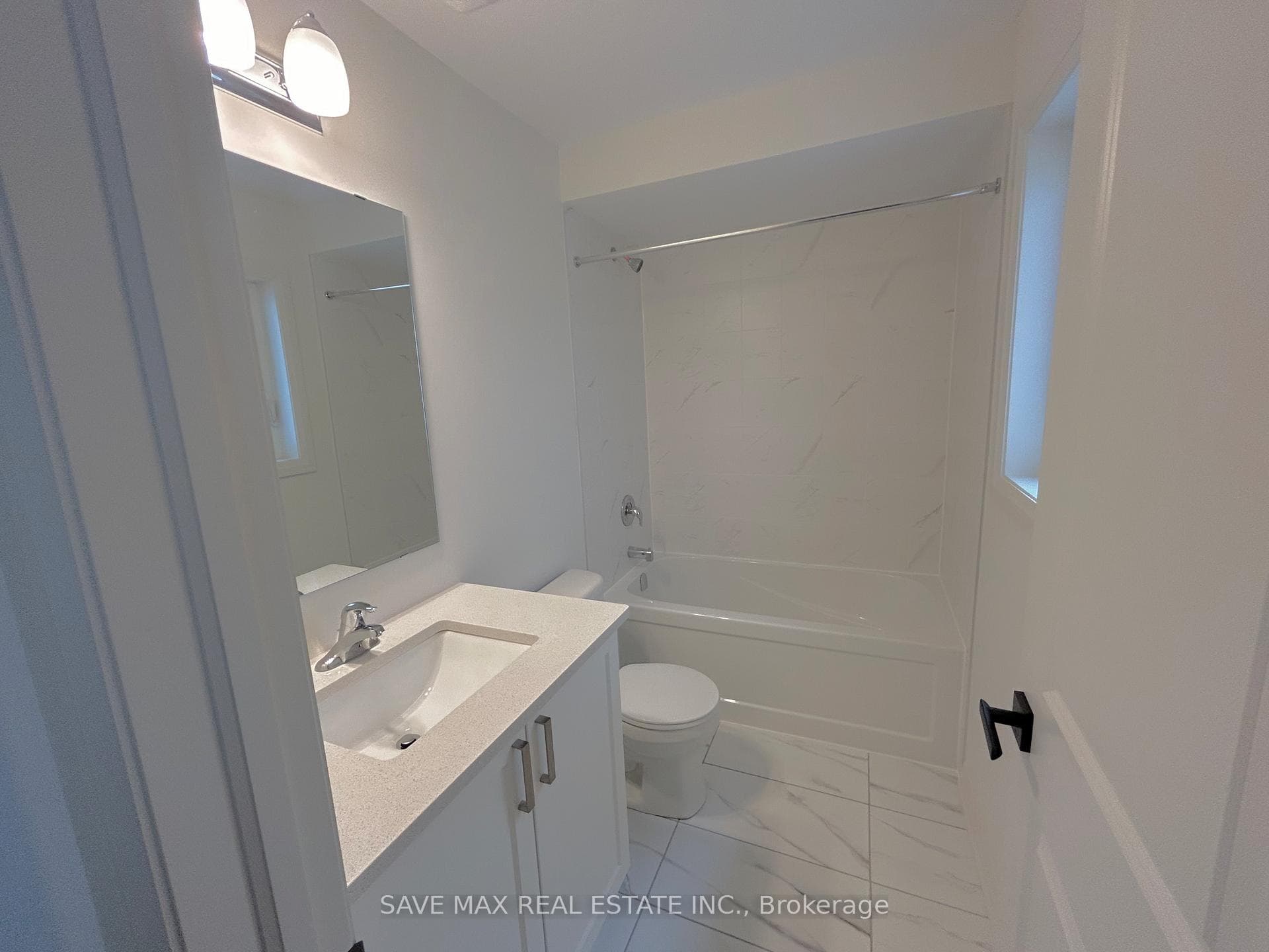 58 Sandhill Crescent photo 16