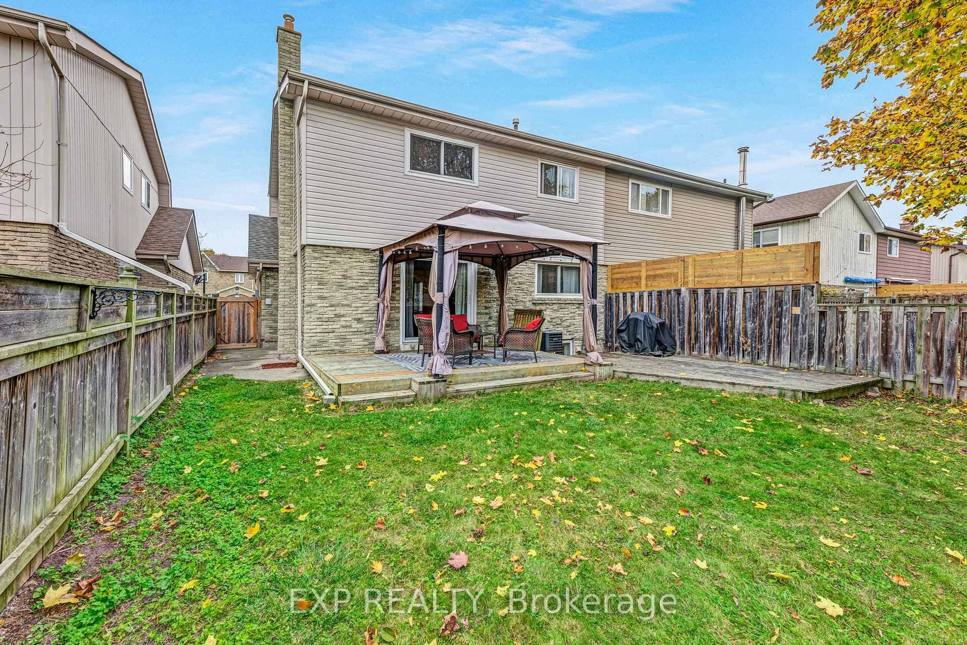 750 Cobblers Court photo 31