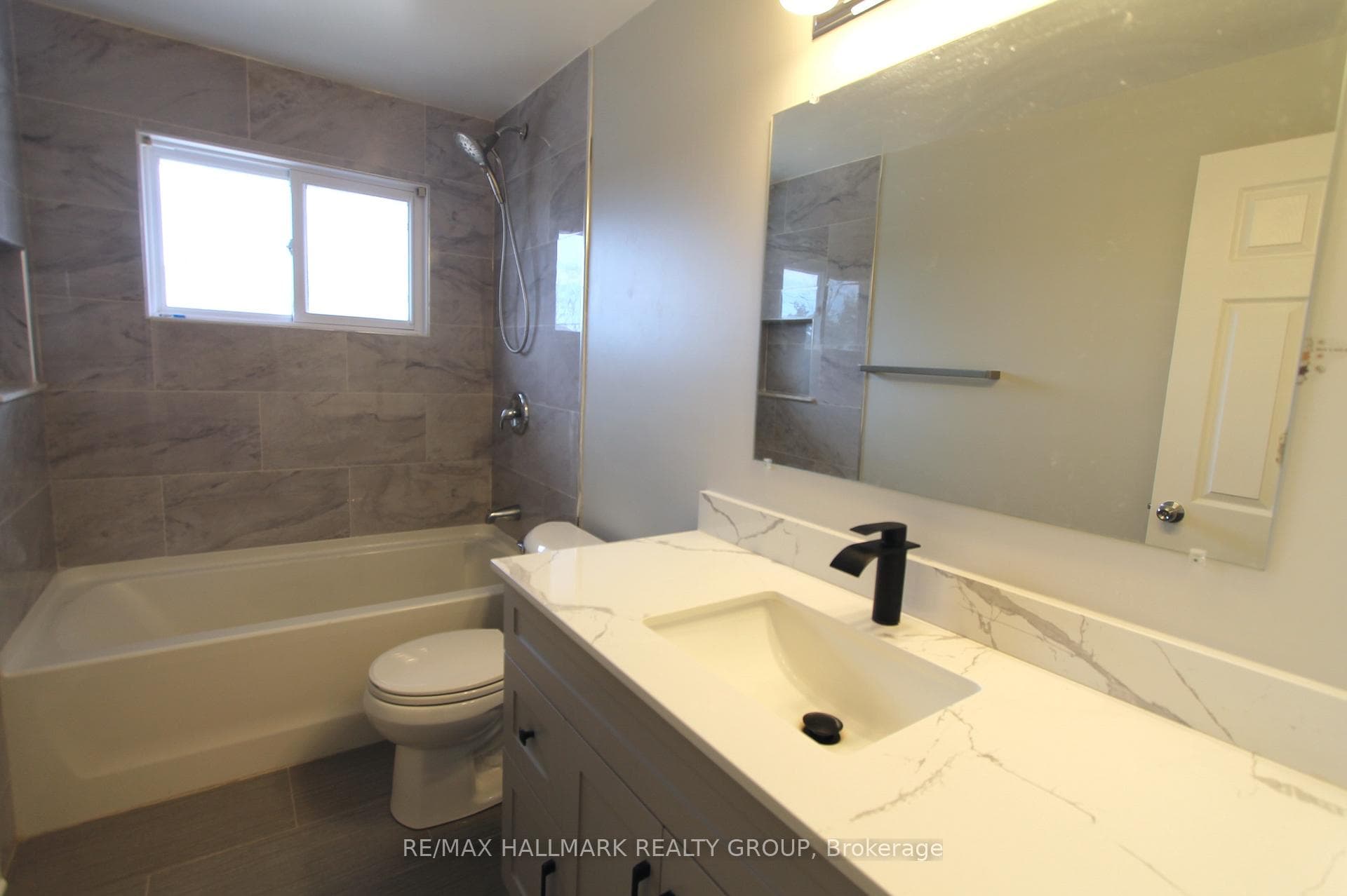 1427 Bellamy Street photo 14