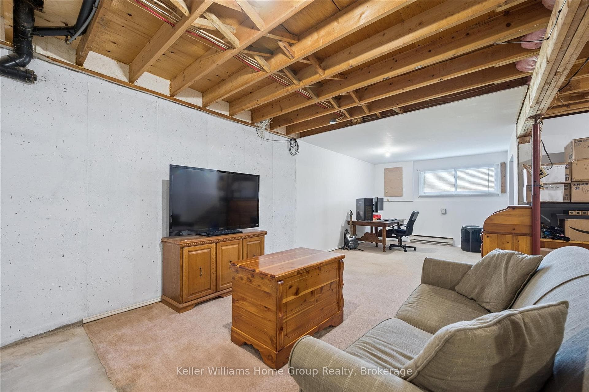 230 Gordon Street photo 31