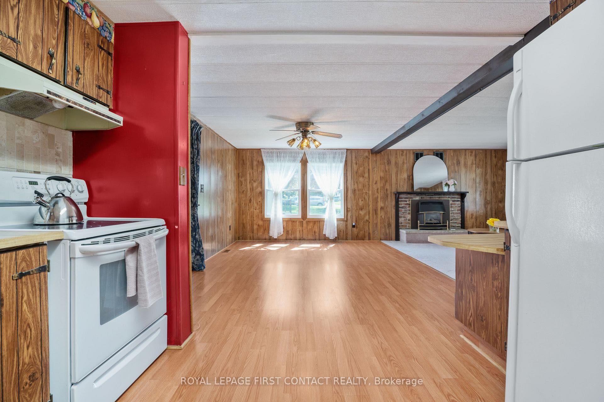 74 Linden Lane photo 12
