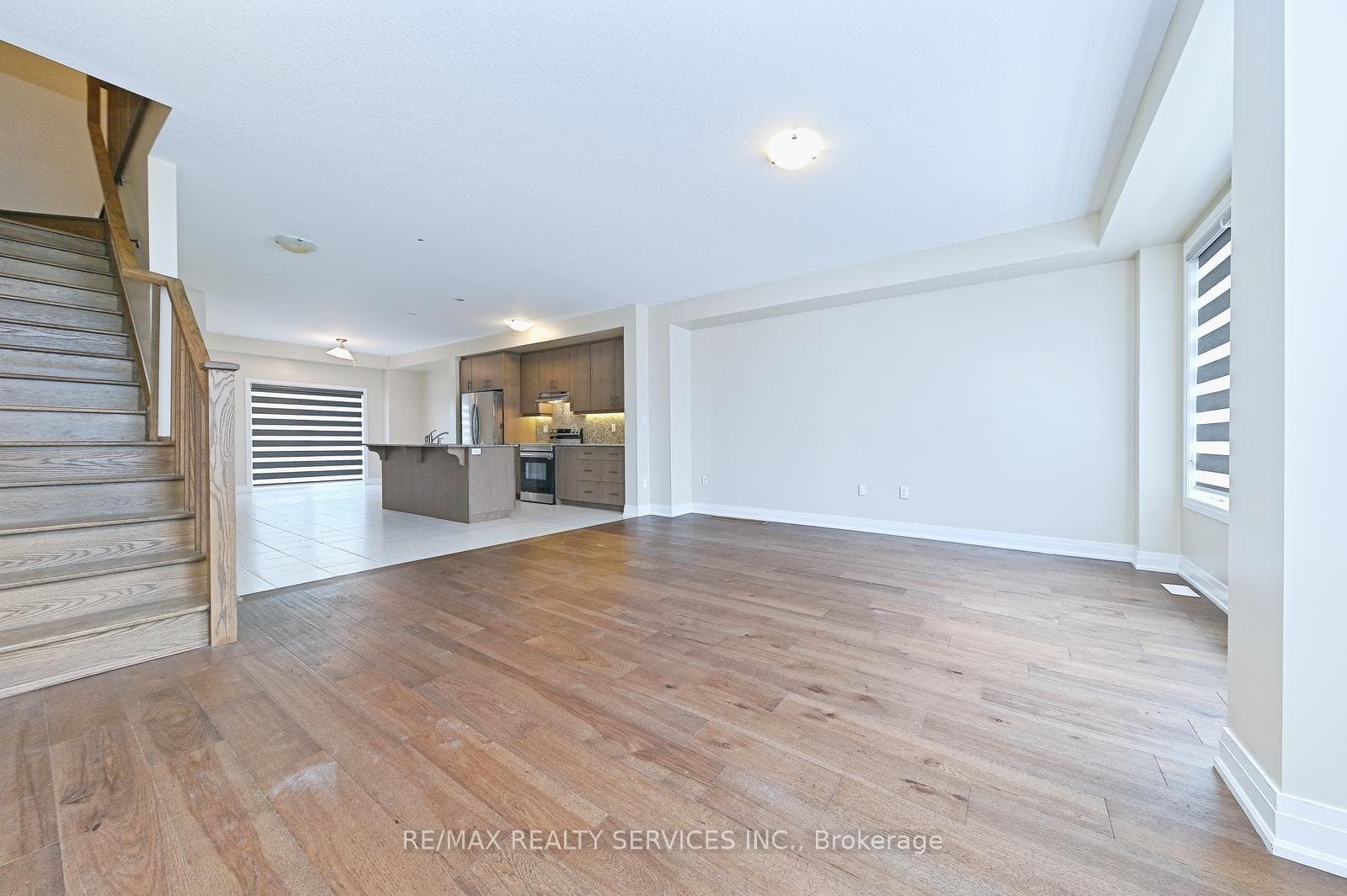 52 Humberstone Drive photo 18
