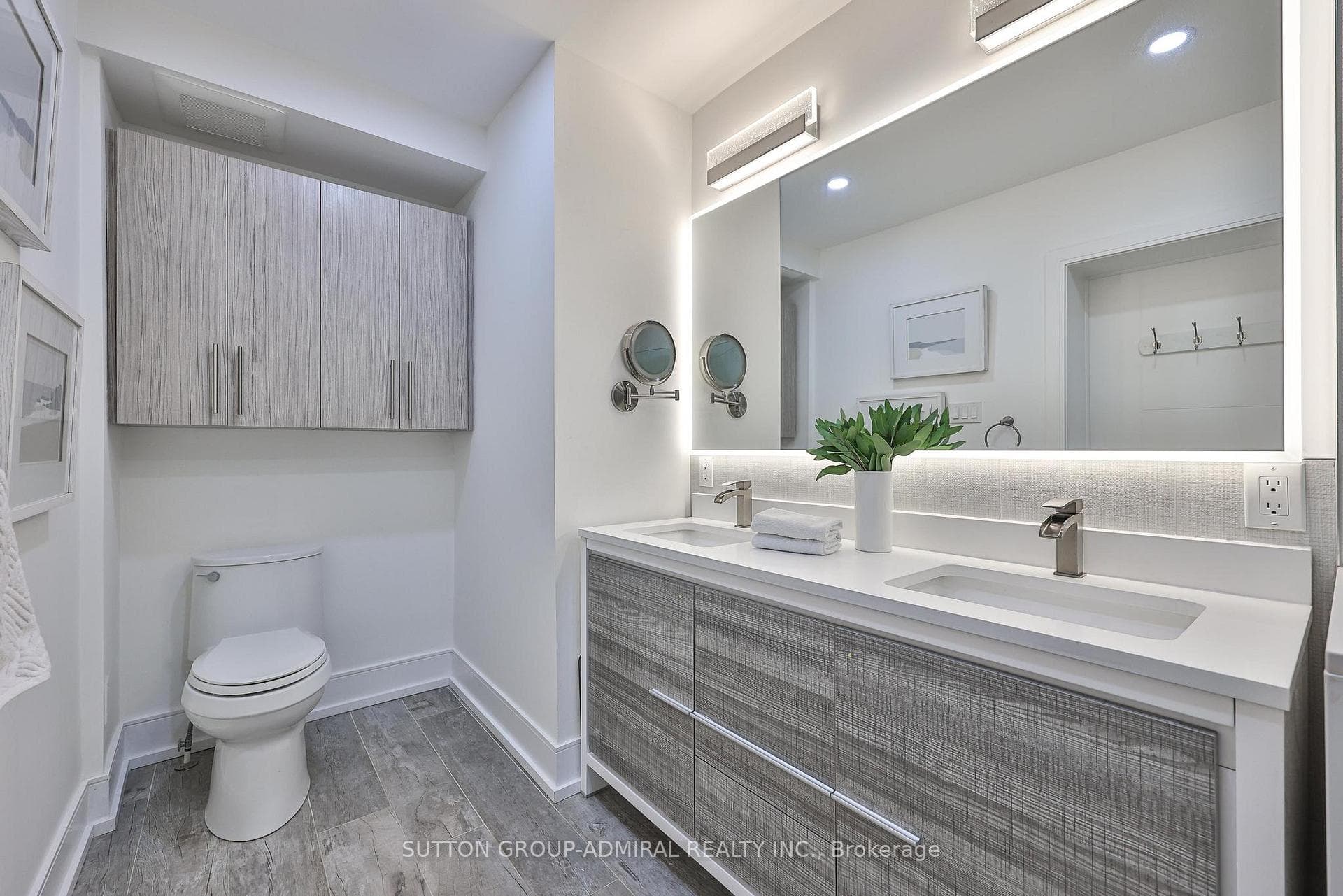 29 Acton Avenue photo 27