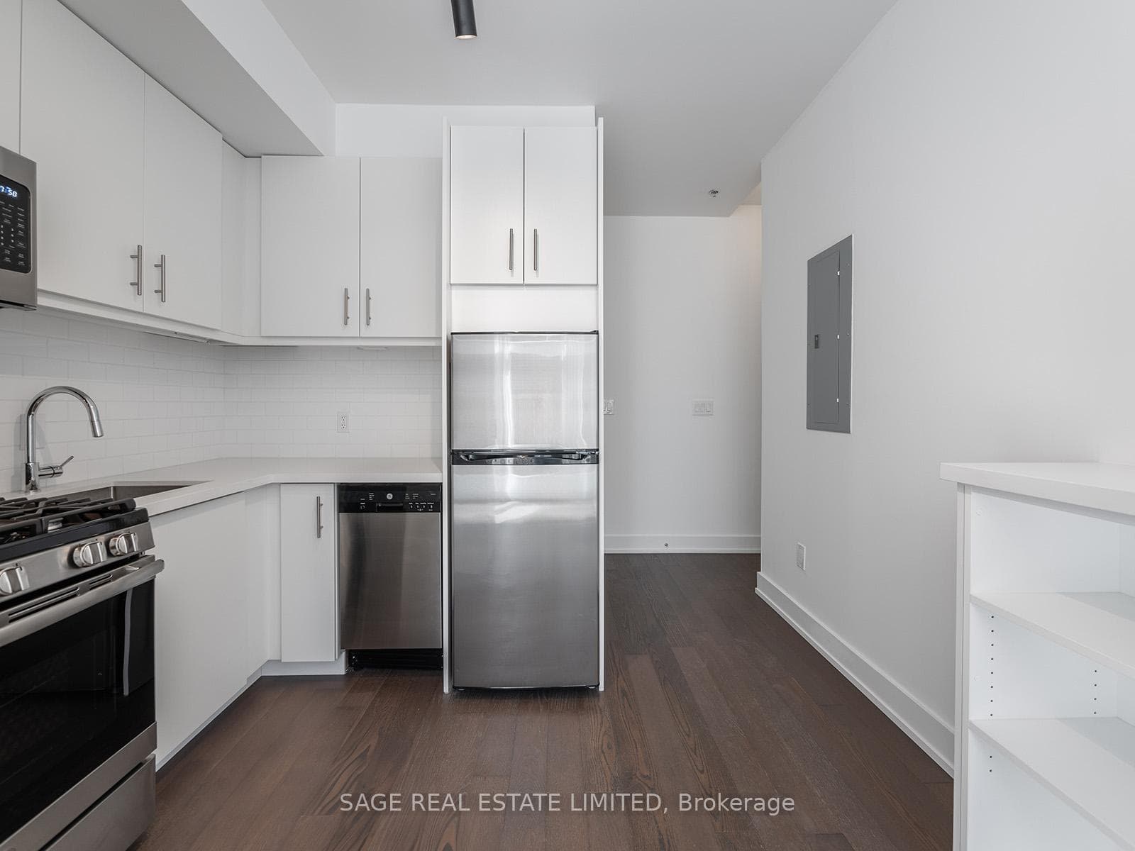 1183 Dufferin Street Unit 111 photo 8