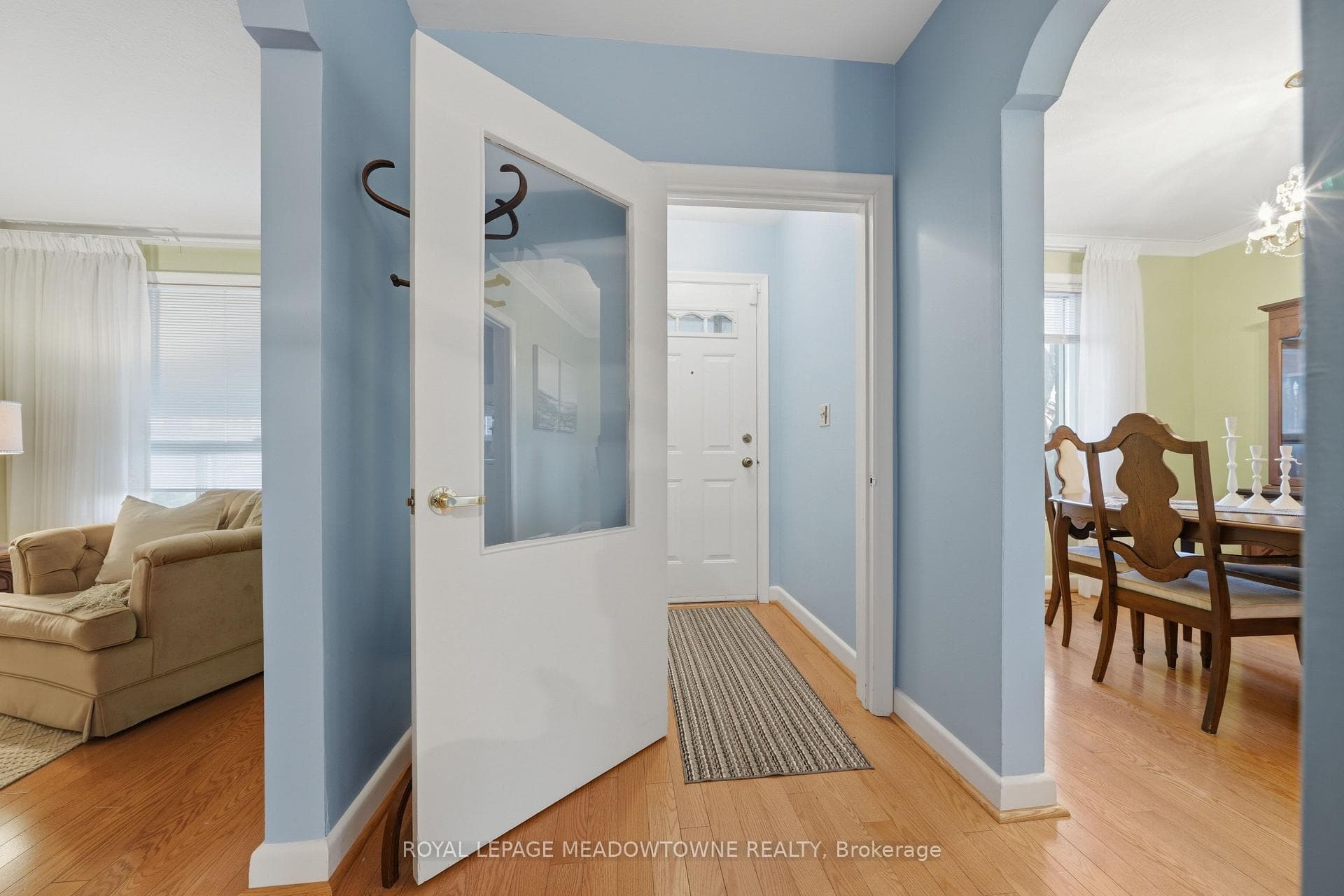 144 Silverhill Drive photo 4