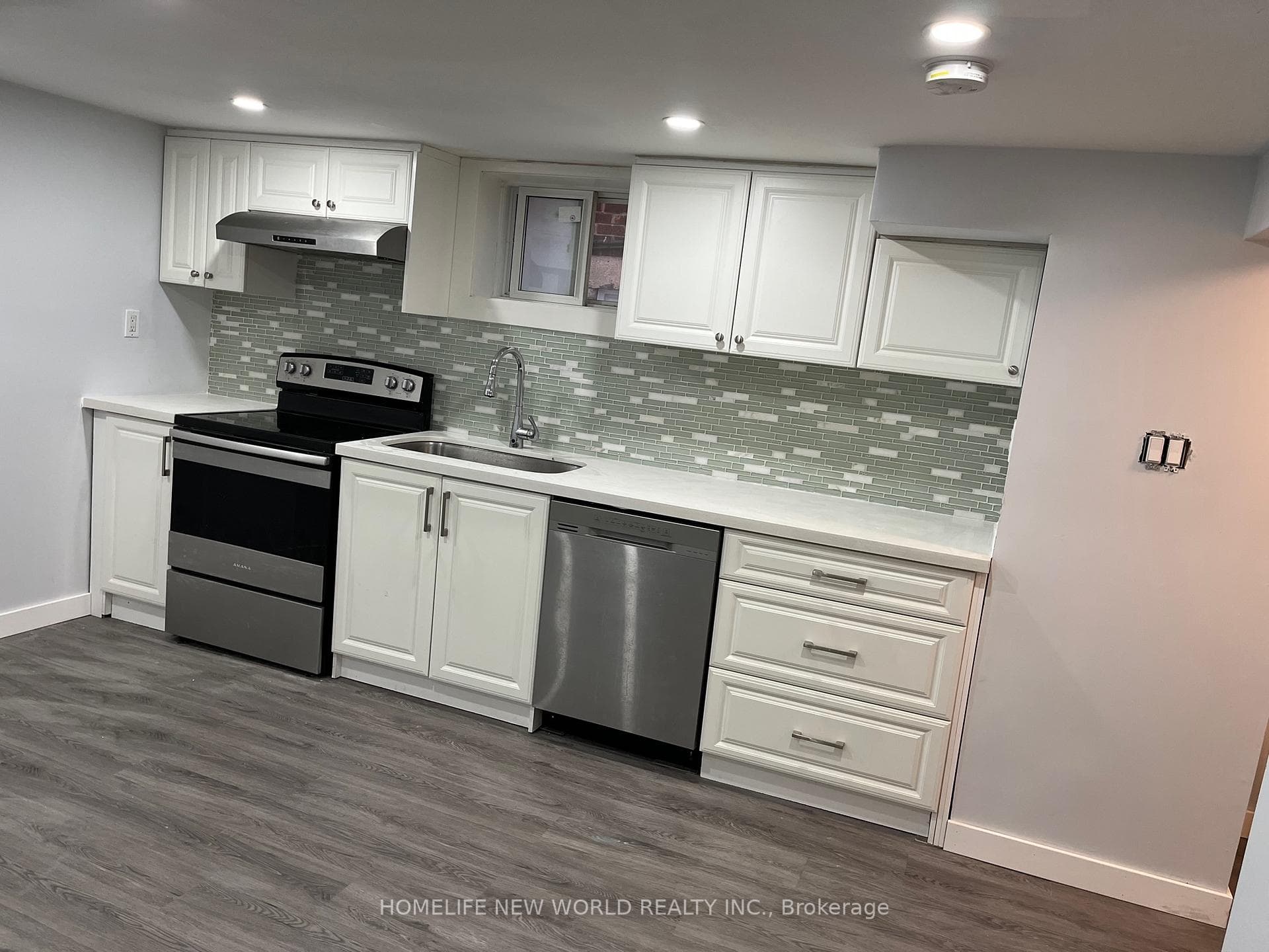 148 Dynevor Road Unit B2 photo 1