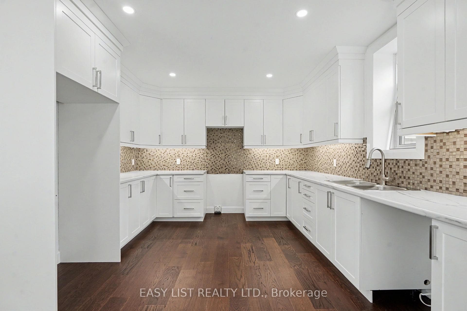 840 Lorne Avenue photo 13