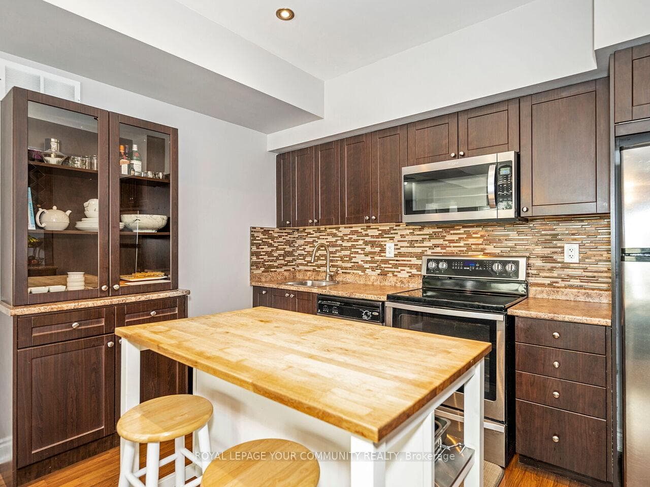 25 Richgrove Drive Unit 119 photo 12