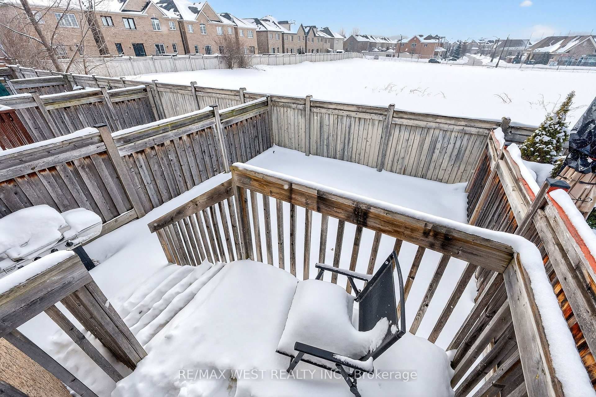 99 Alexie Way photo 40