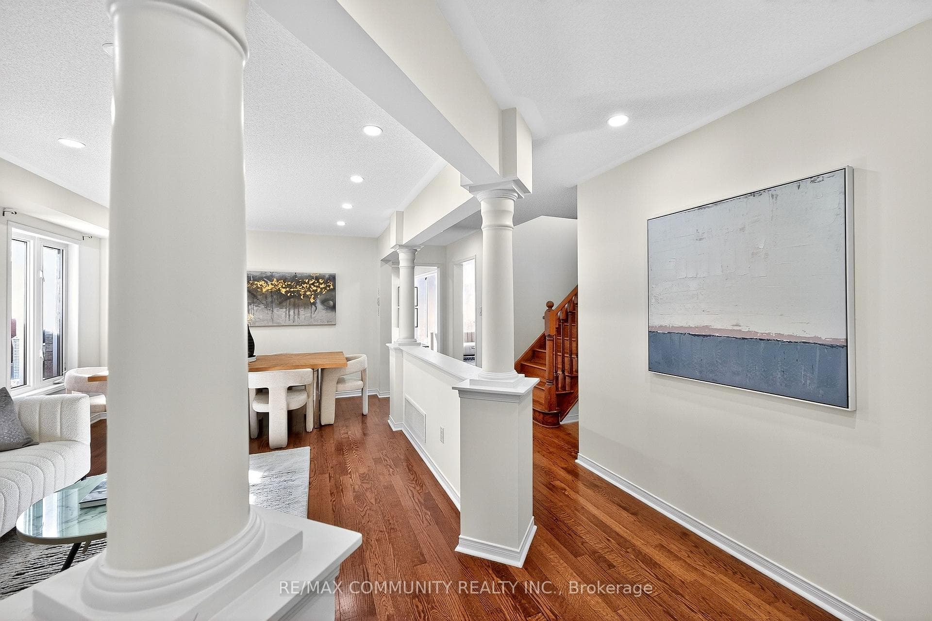 775 Mccue Drive photo 4